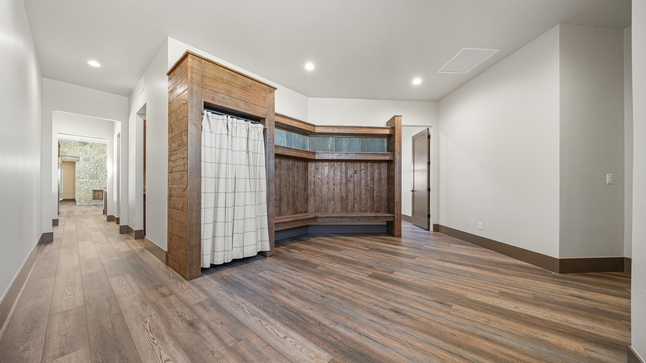 868 23 Road Property Photo 24