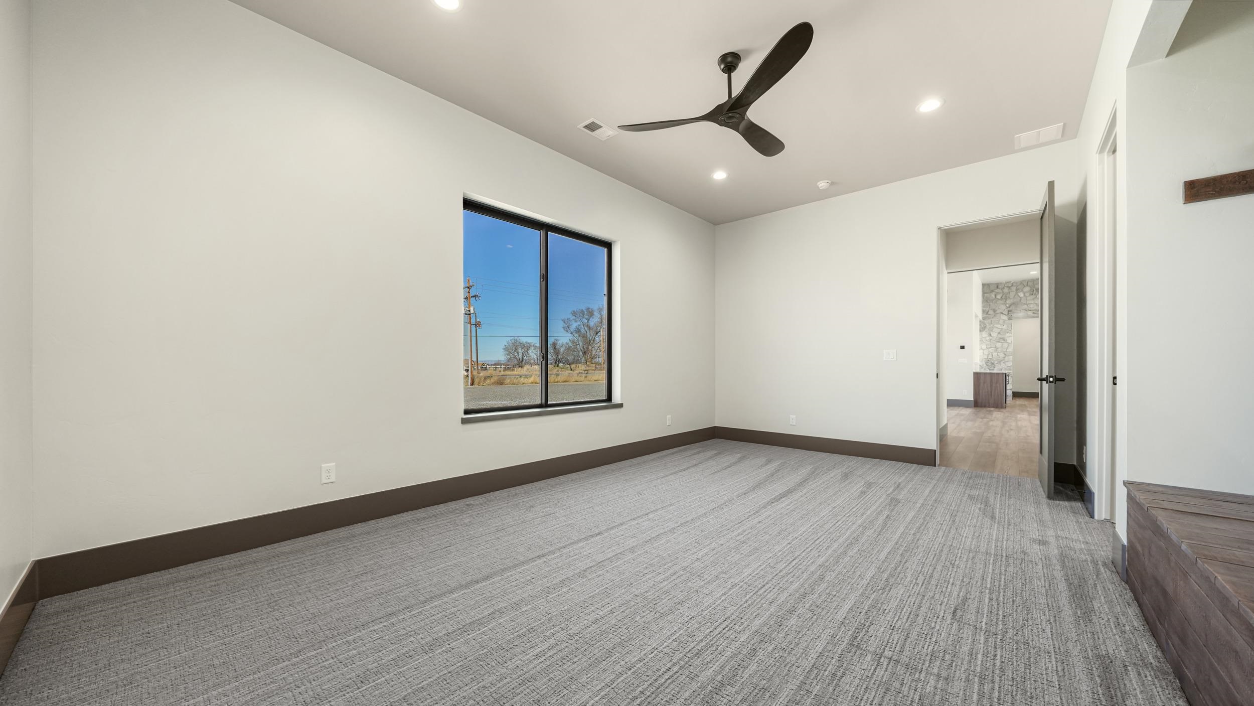 868 23 Road Property Photo 27