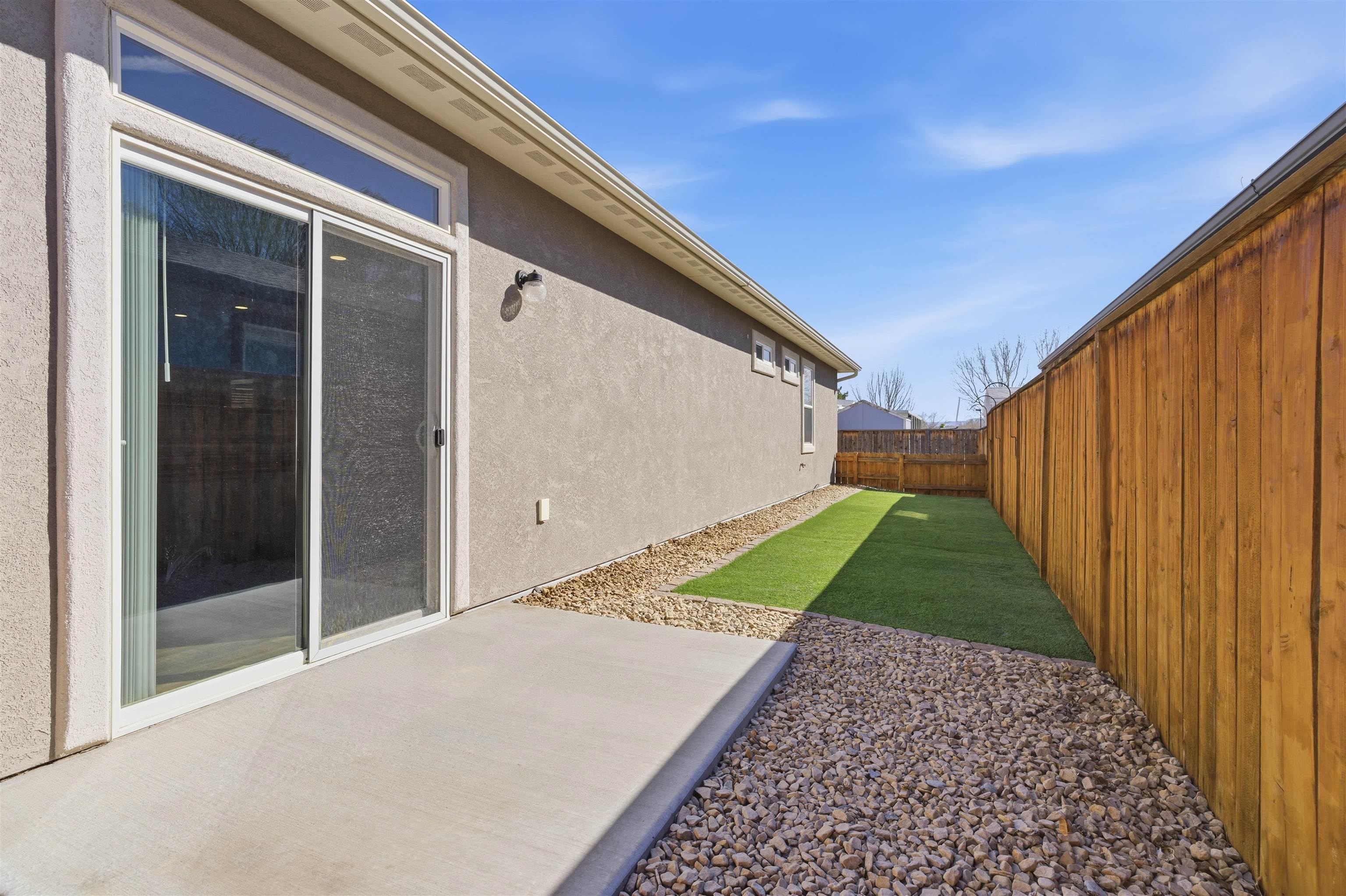 2995 Debra Street Property Photo 18