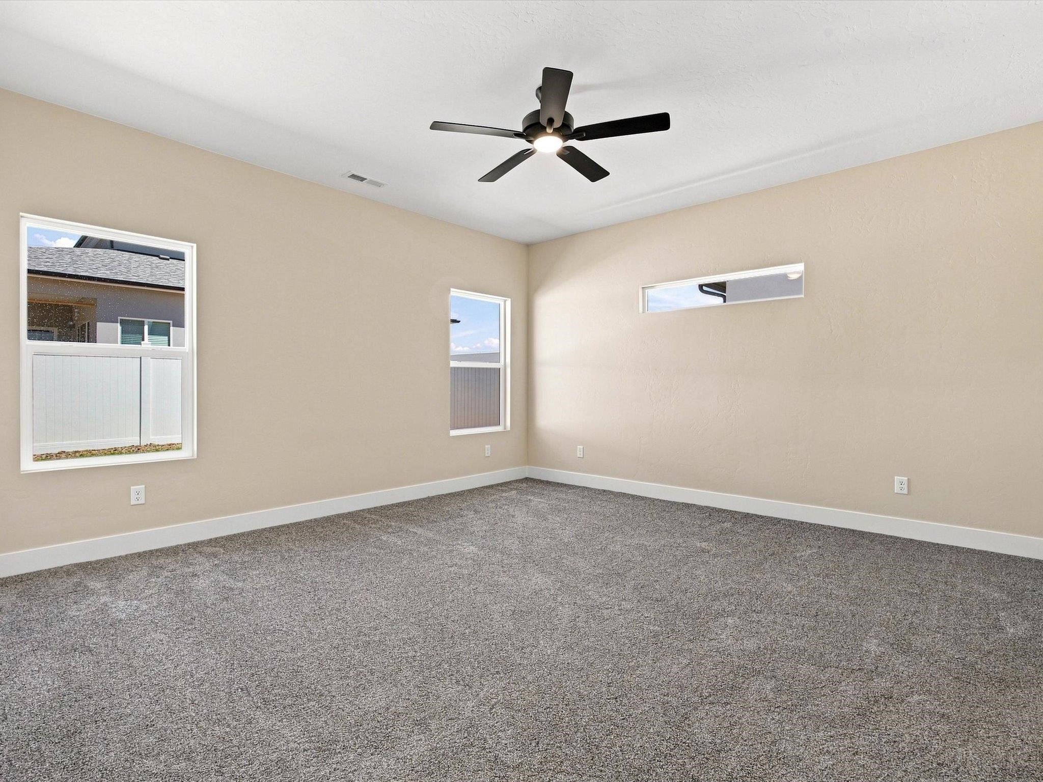3300 Pyrus Street Property Photo 20
