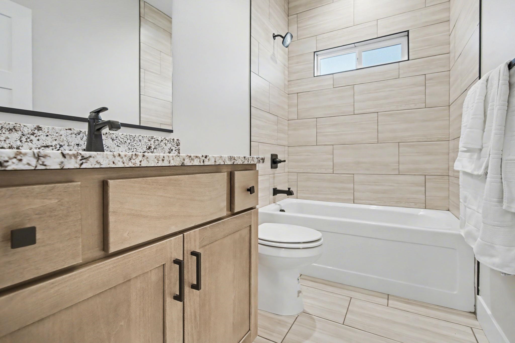 3310 Pyrus Street Property Photo 6