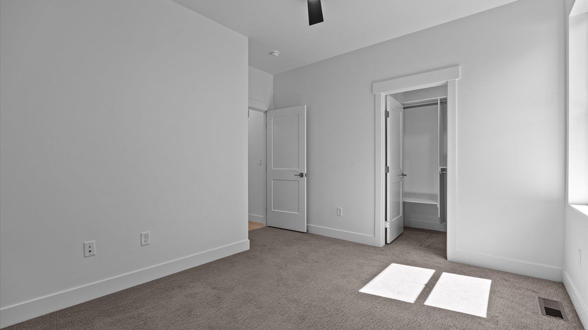 2045 Caleb Way Property Photo 30