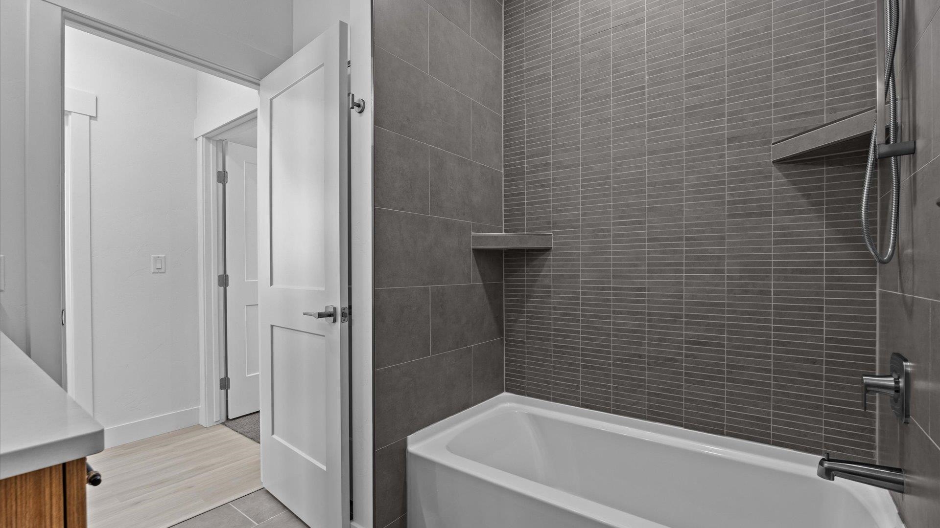 2045 Caleb Way Property Photo 33