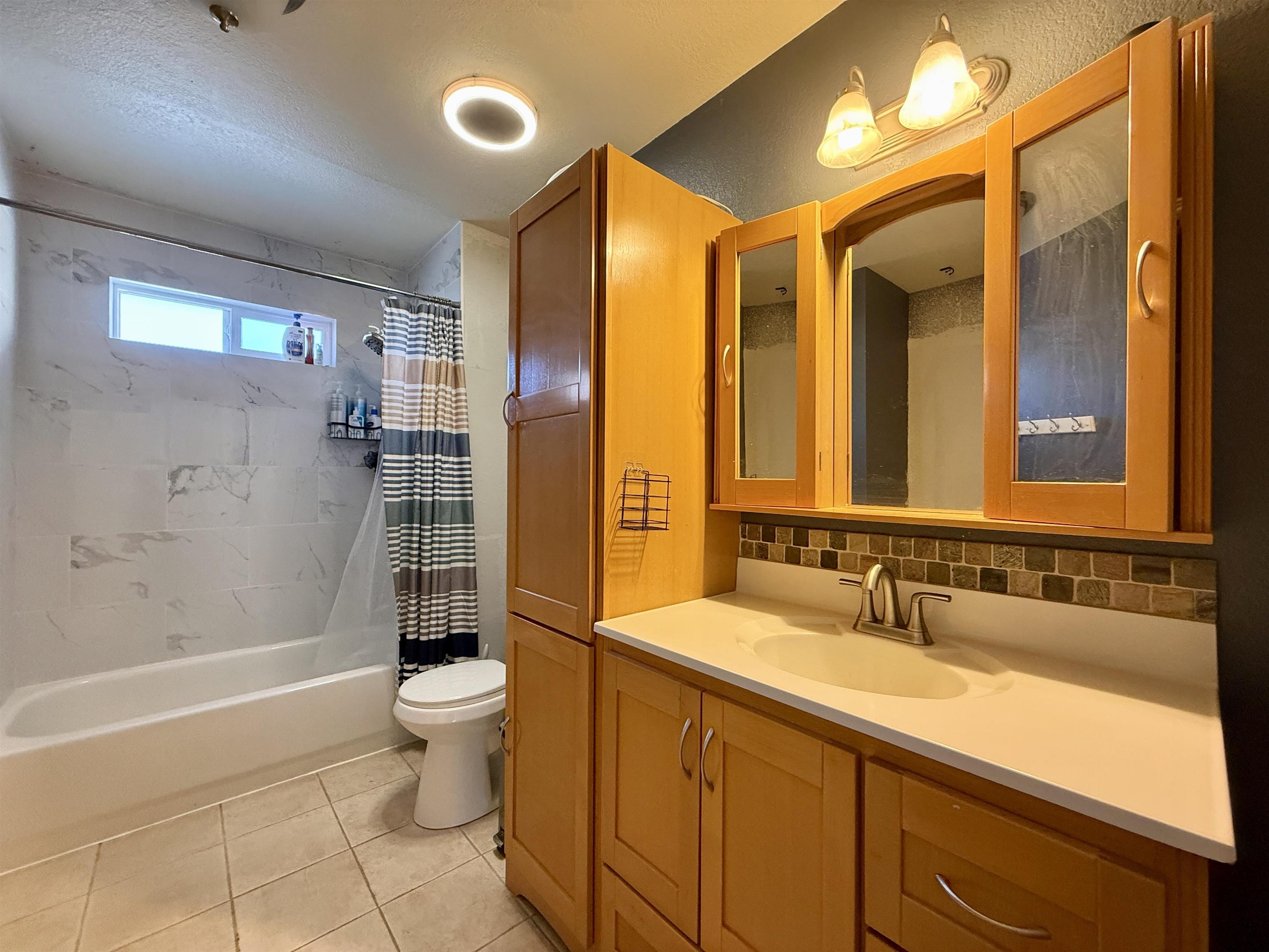 102 Davis Circle Property Photo 14