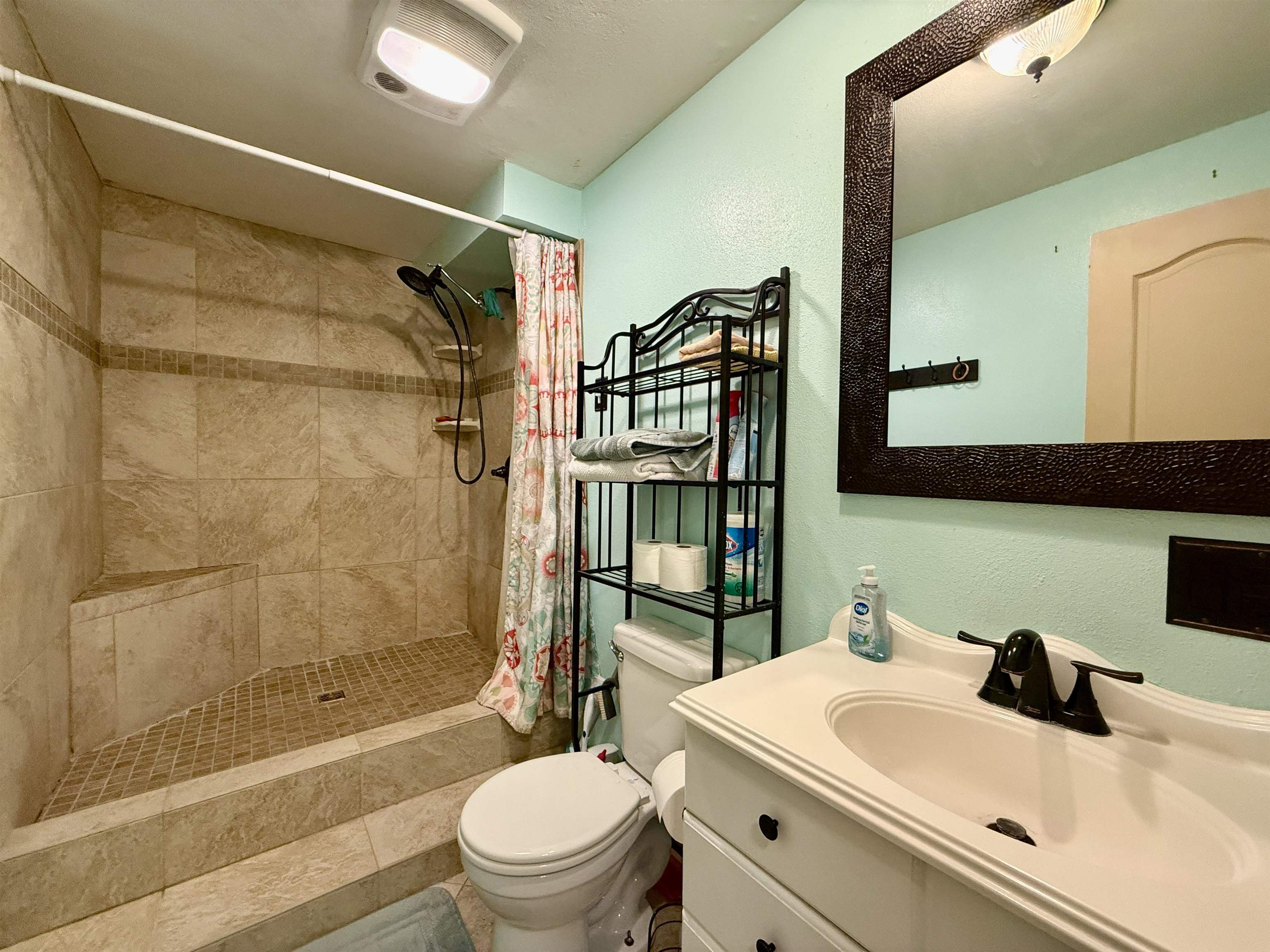 102 Davis Circle Property Photo 17