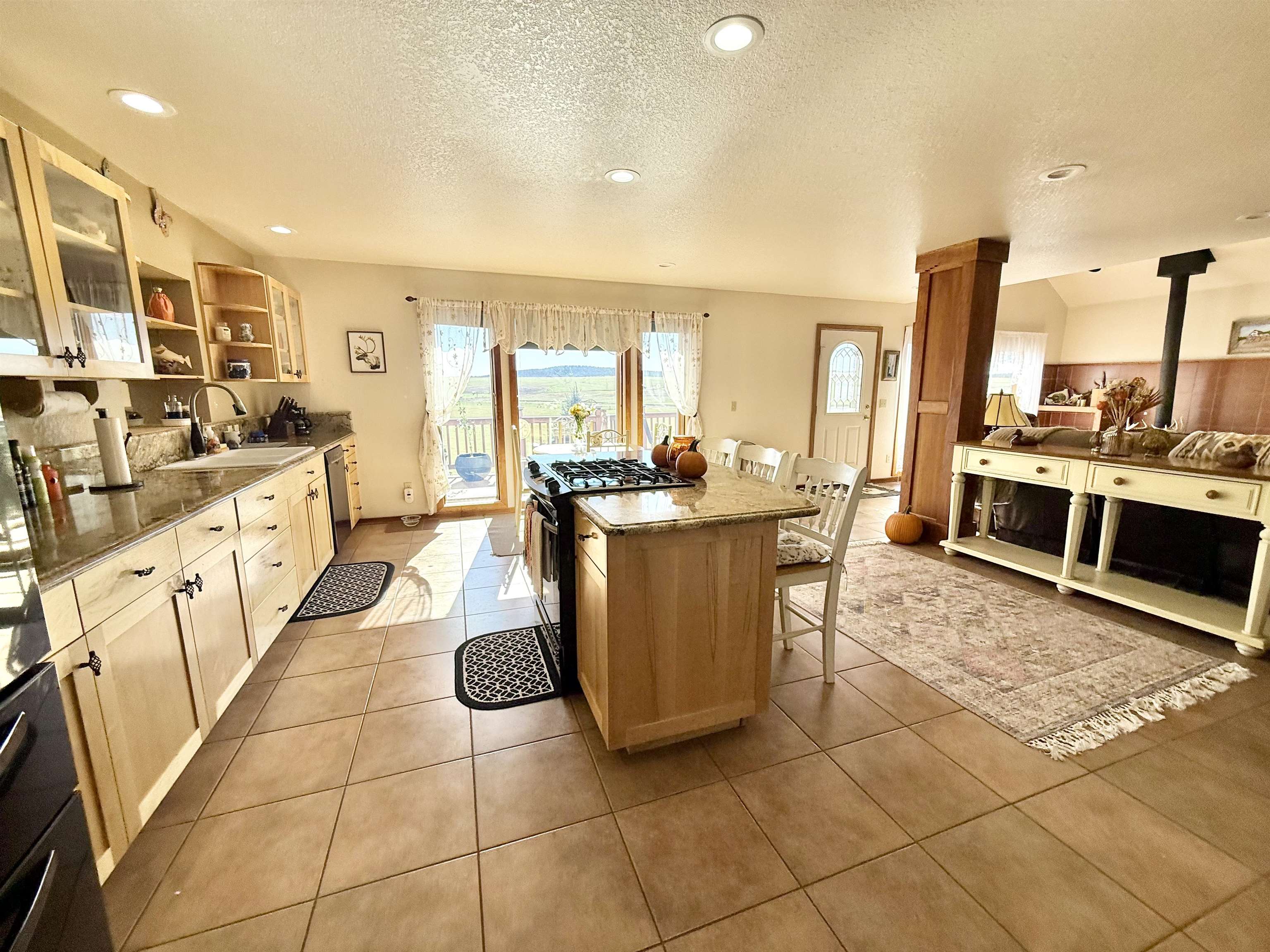 10528 Bostwick Park Road Property Photo 10