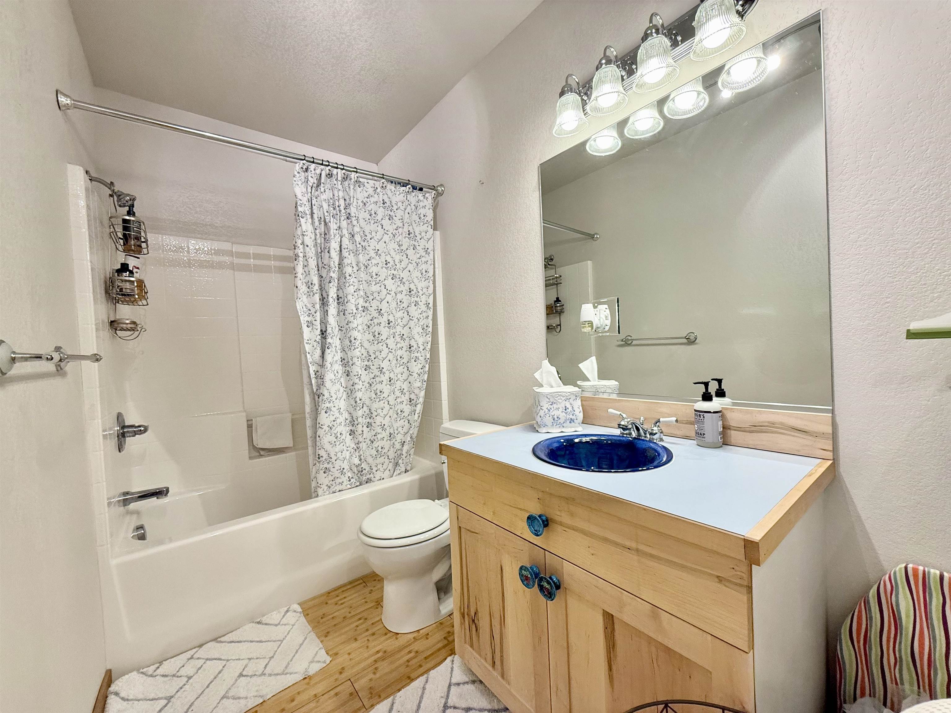 10528 Bostwick Park Road Property Photo 28