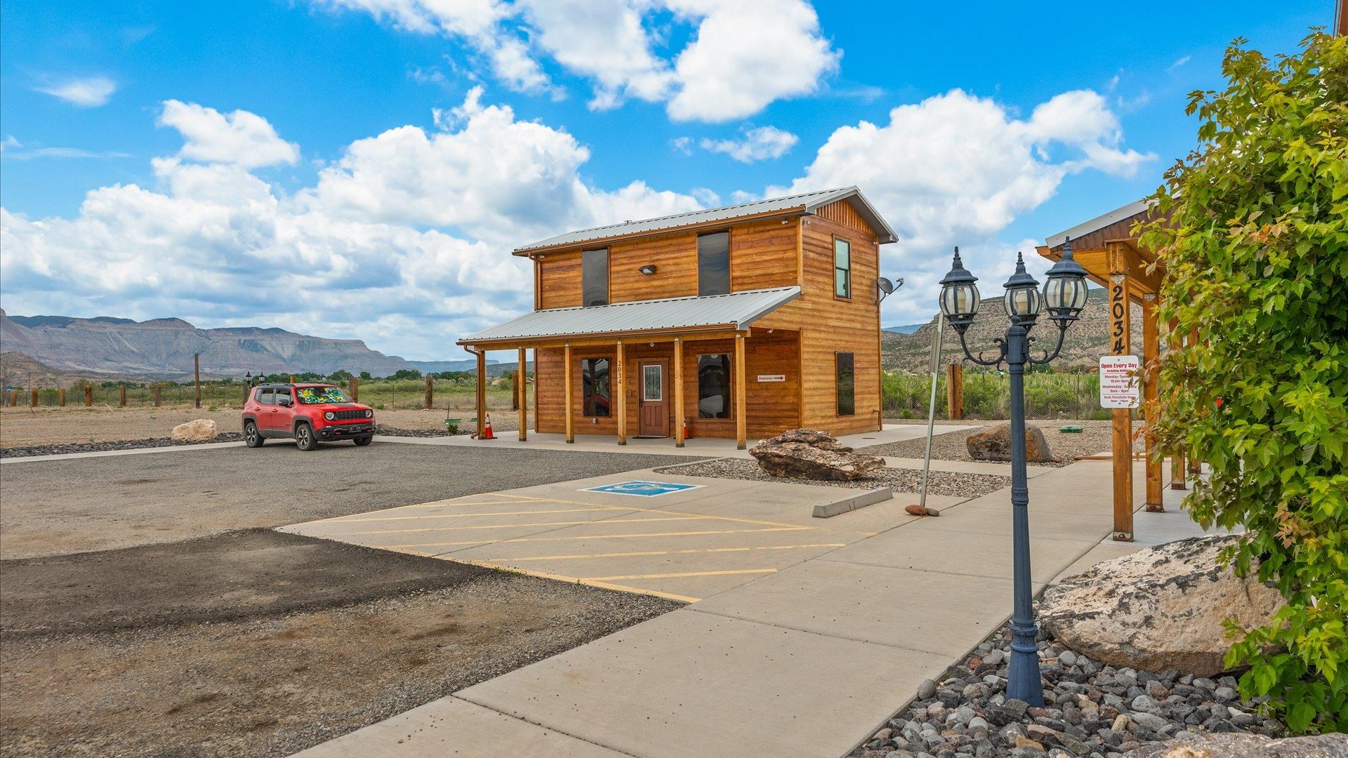 2034 I-70 Frontage Road Property Photo 3