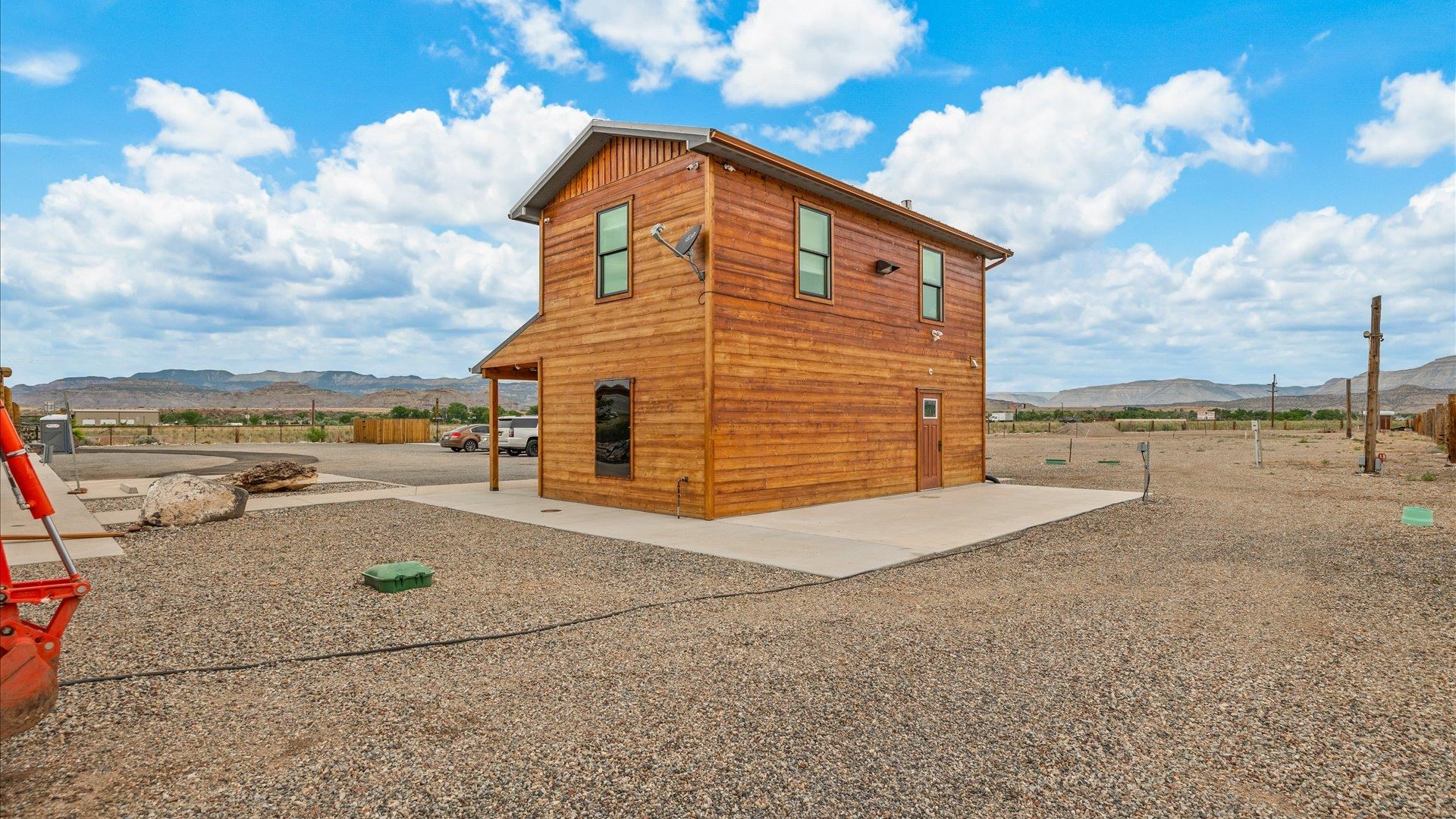 2034 I-70 Frontage Road Property Photo 19