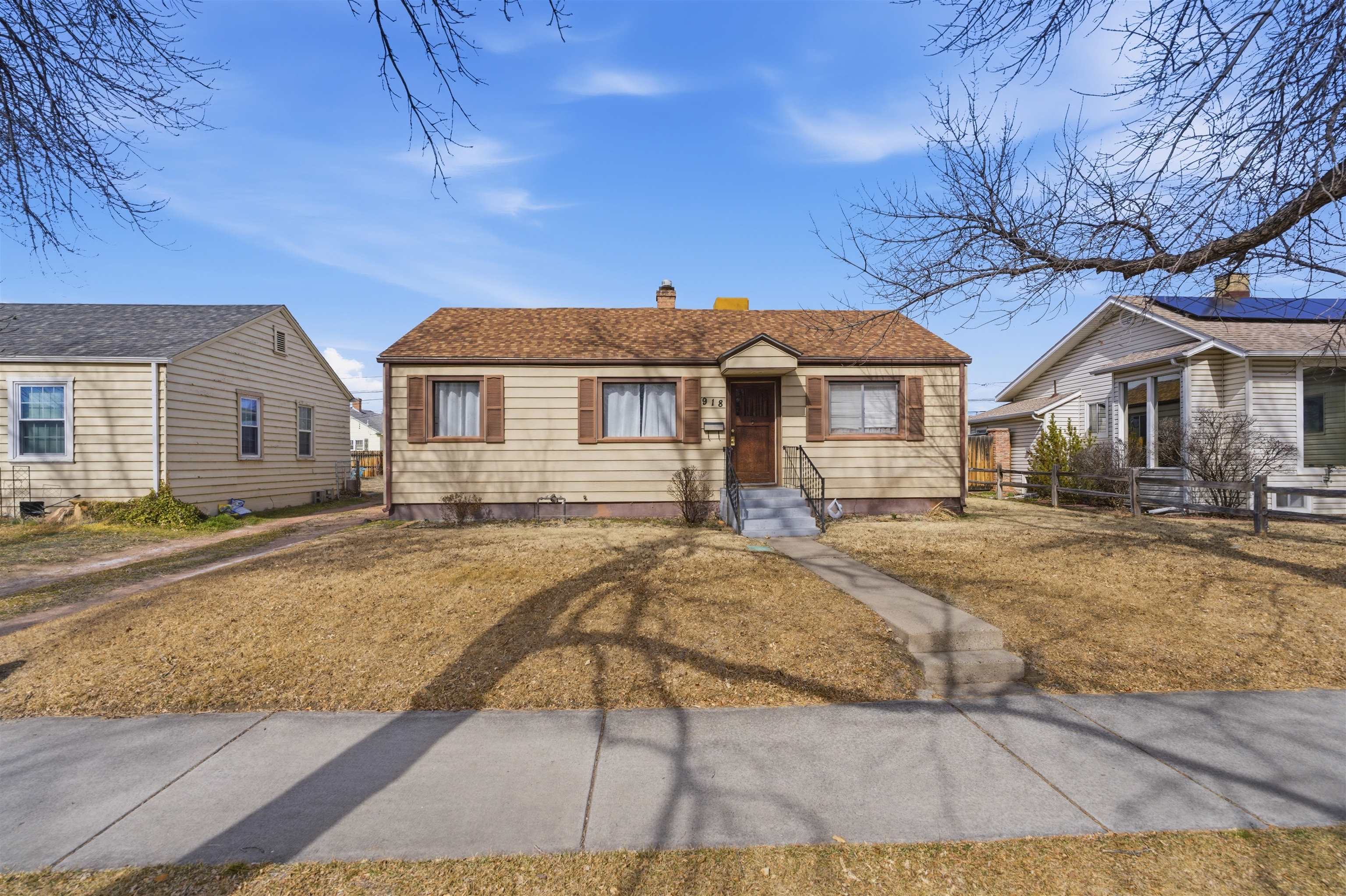 918 Teller Avenue Property Photo 1