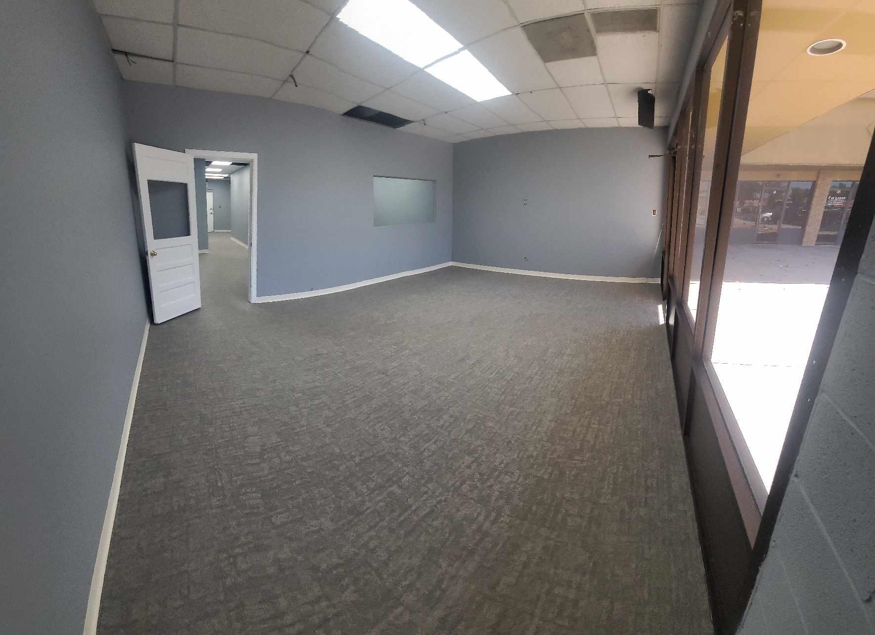 3210 I-70 Business Loop Property Photo 2