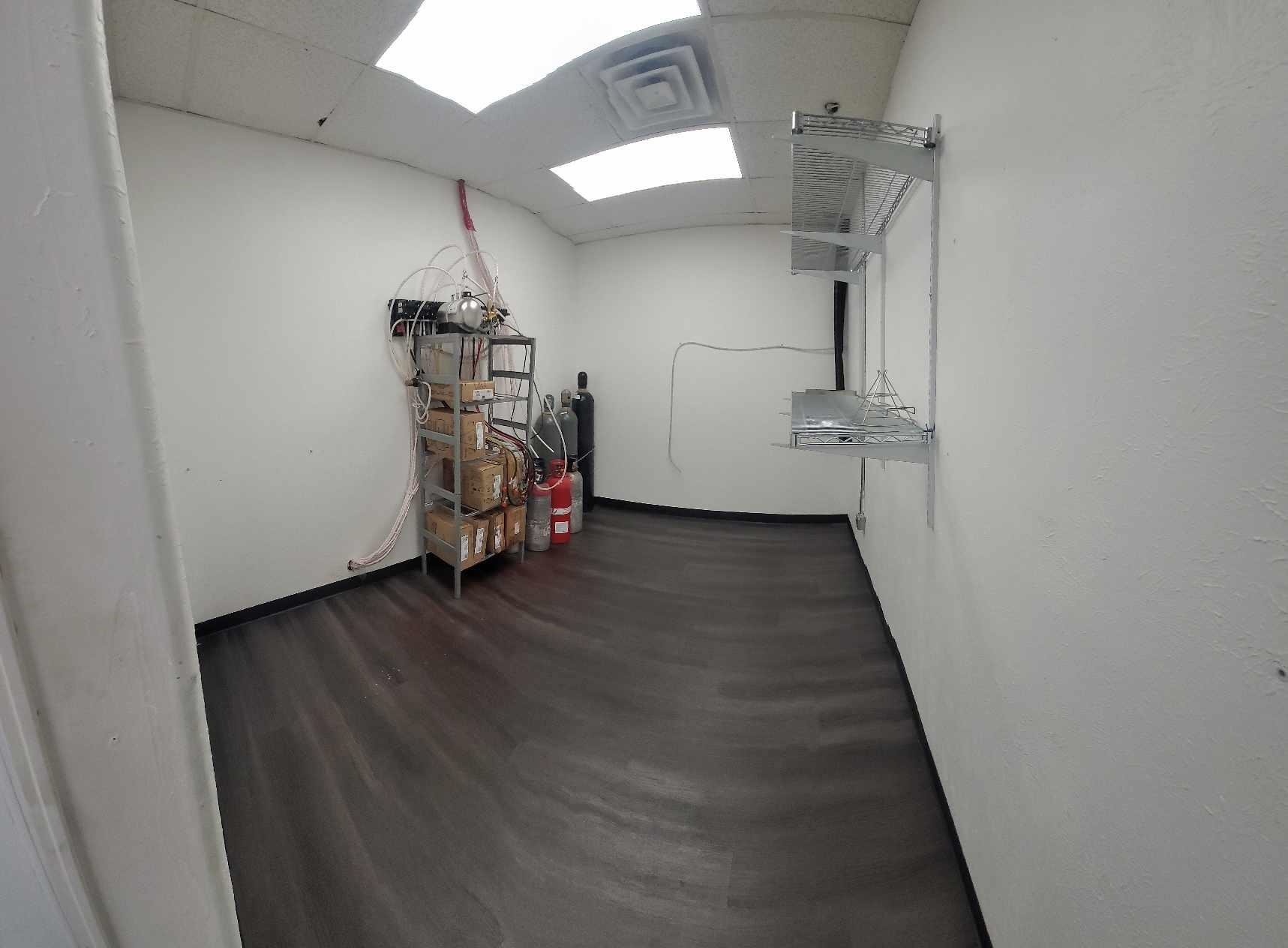 3210 I-70 Business Loop Property Photo 8