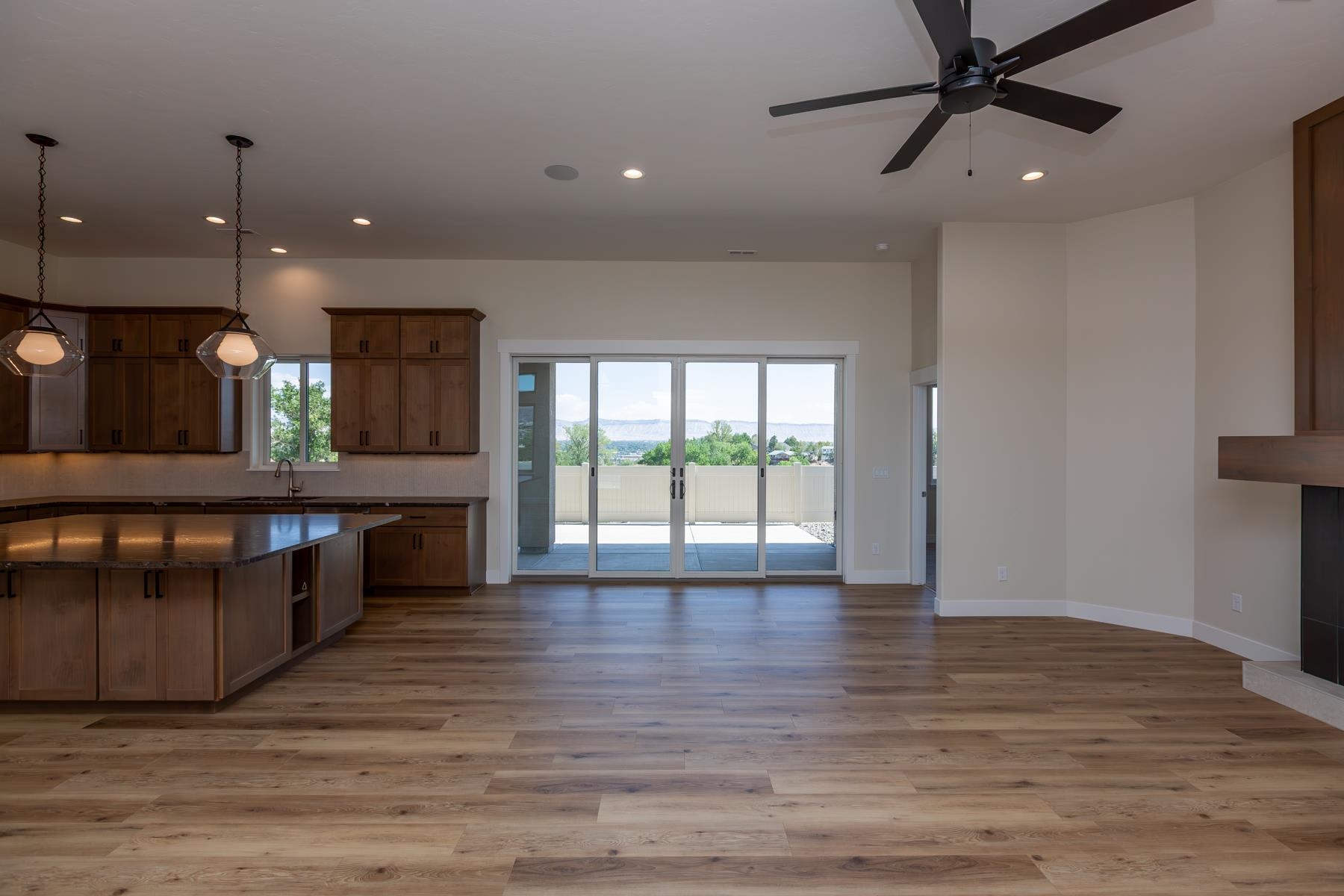 2402 Spire Court Property Photo 6