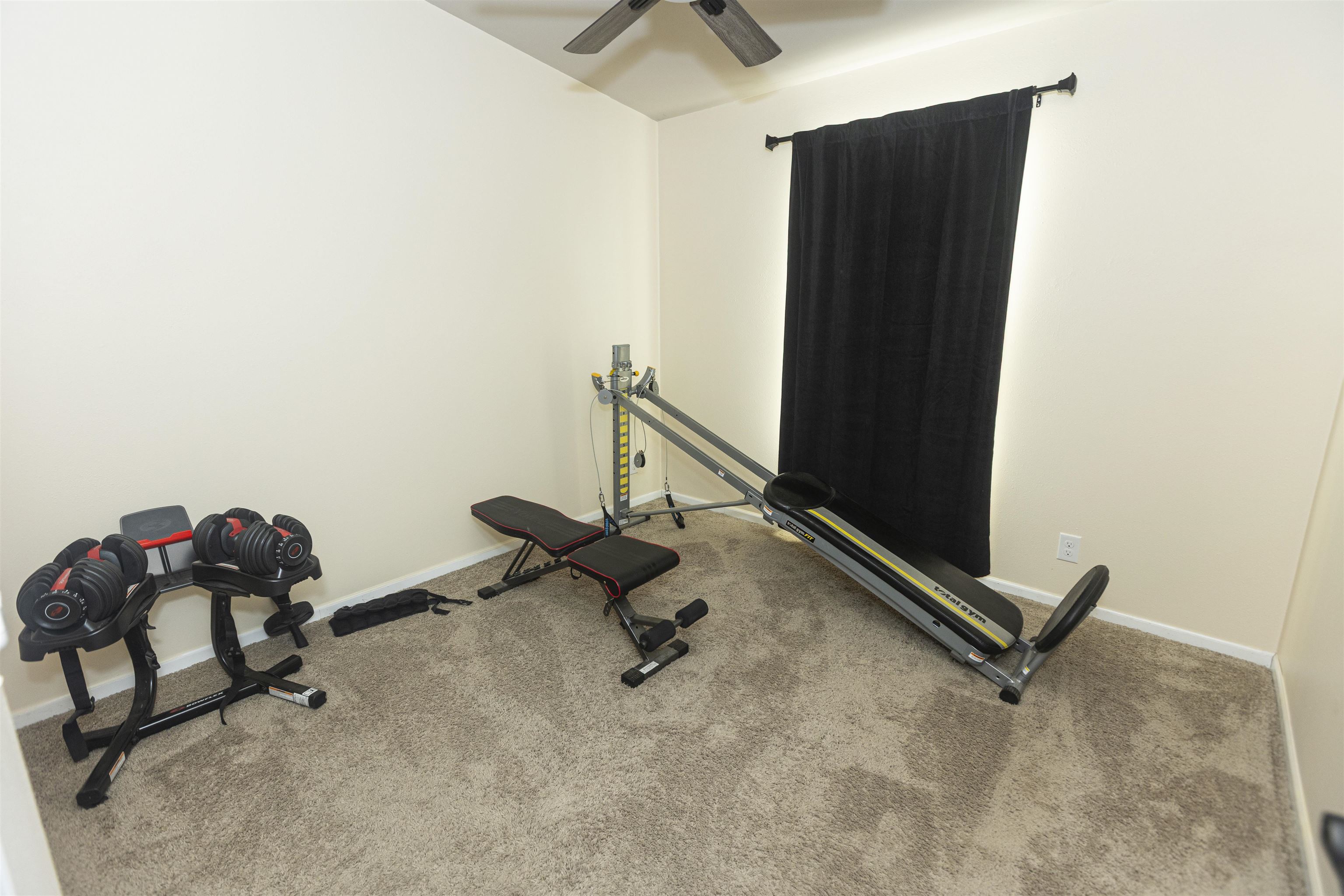 2432 Pioneer Way Property Photo 8