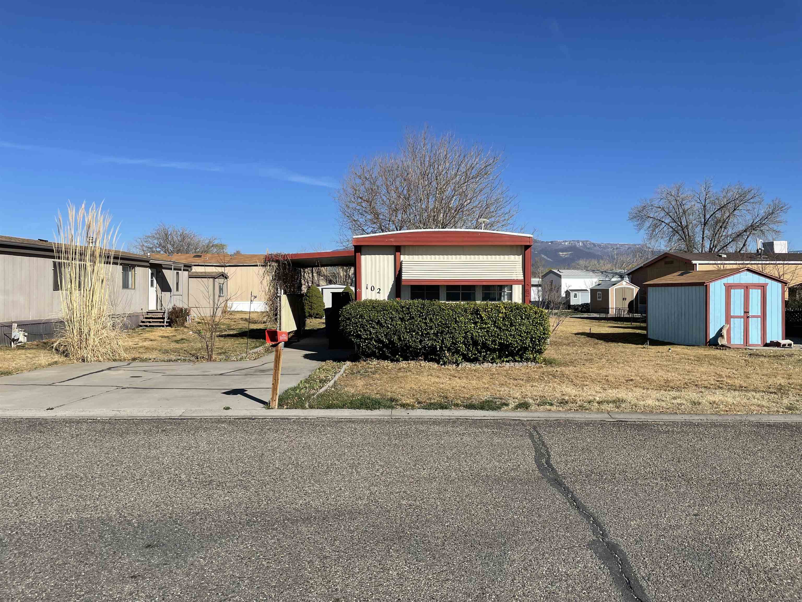 3251 E Road Property Photo 1