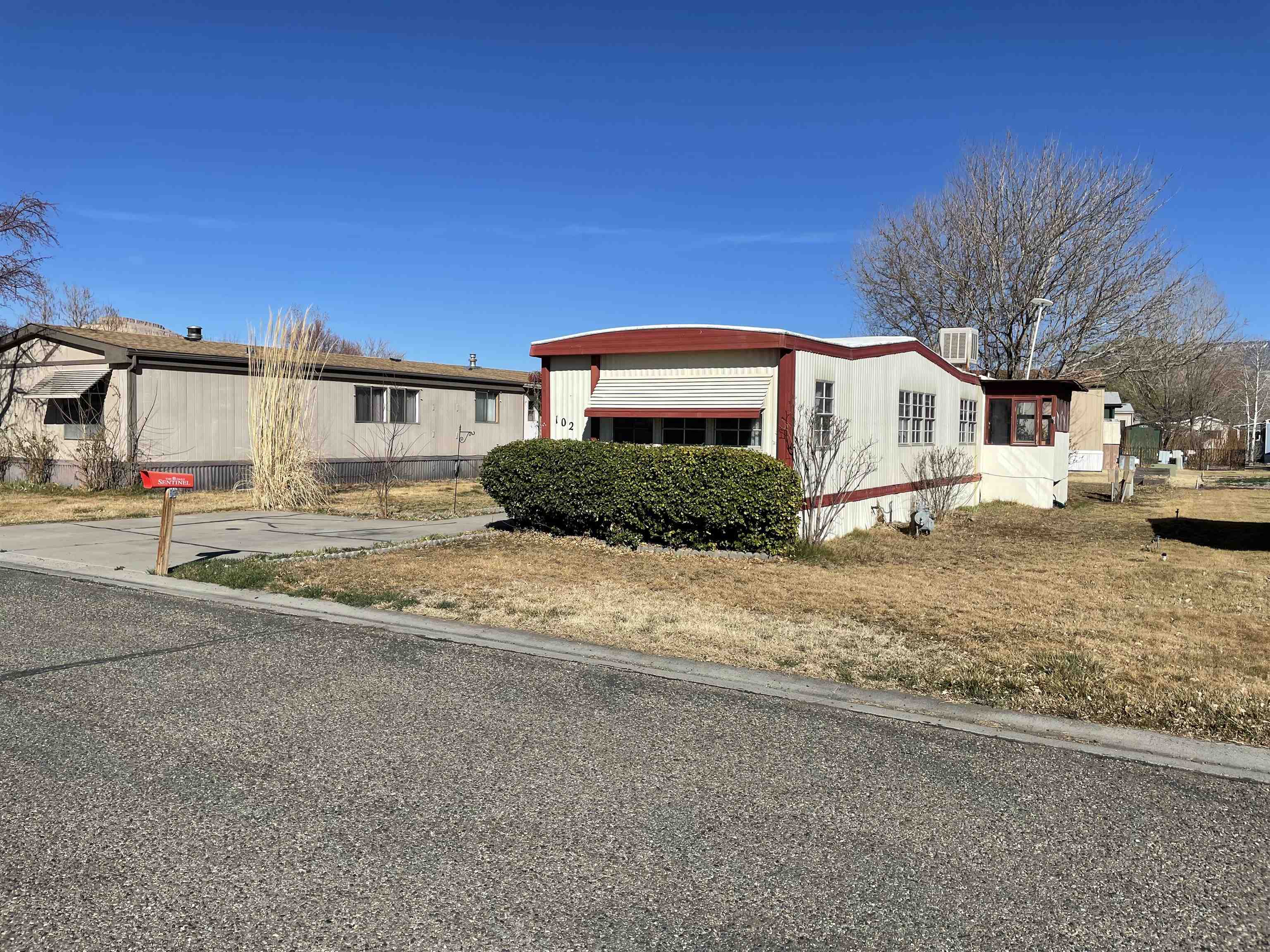 3251 E Road Property Photo 2