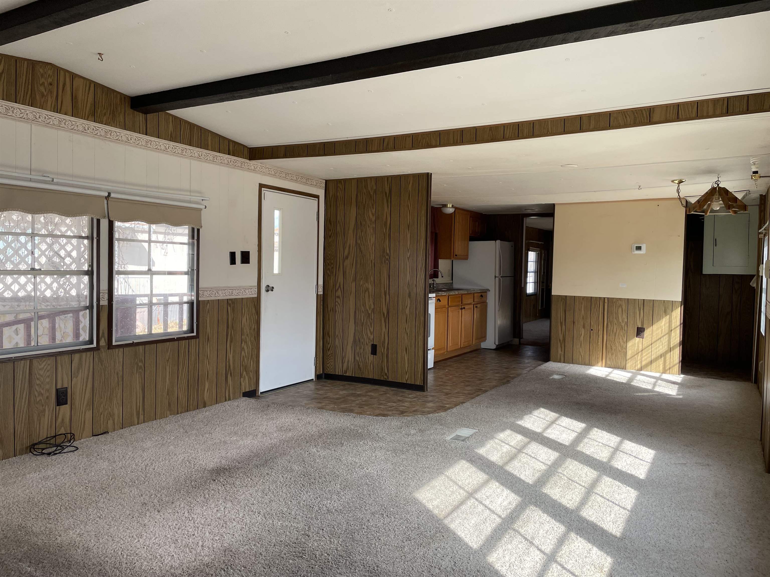 3251 E Road Property Photo 4