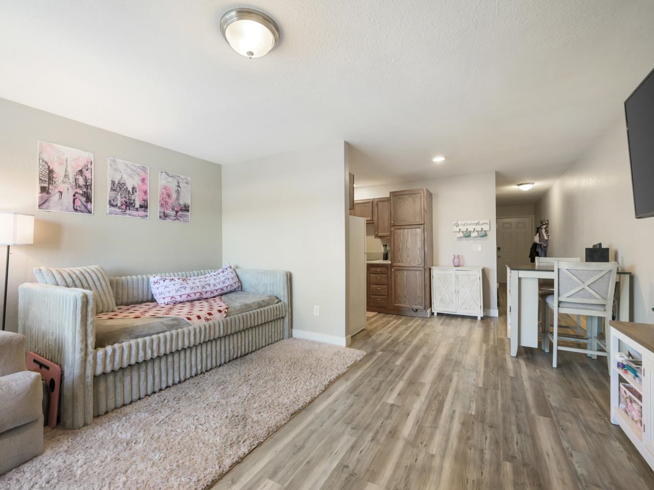 125 Franklin Avenue Property Photo 8
