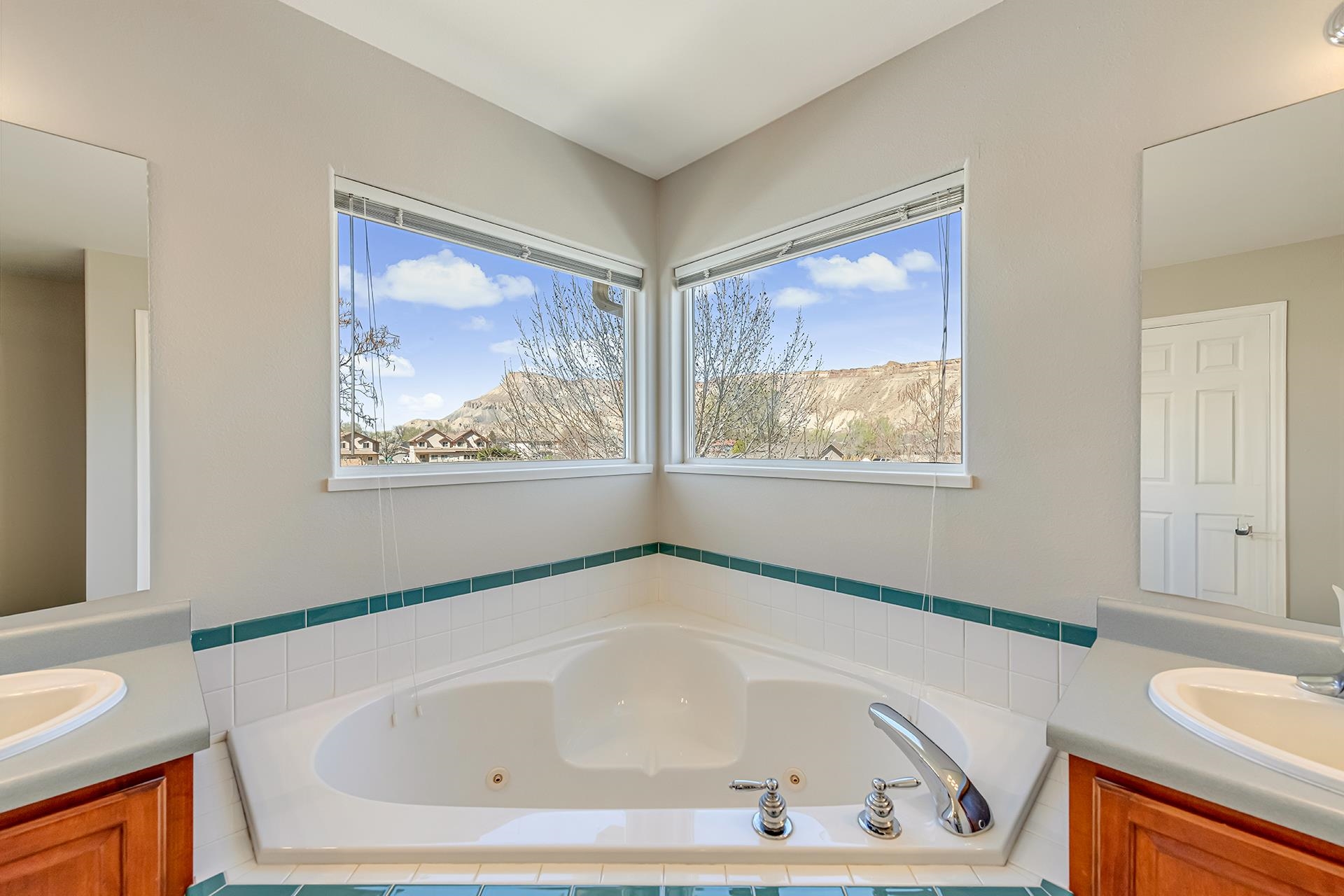 810 Elberta Avenue Property Photo 22