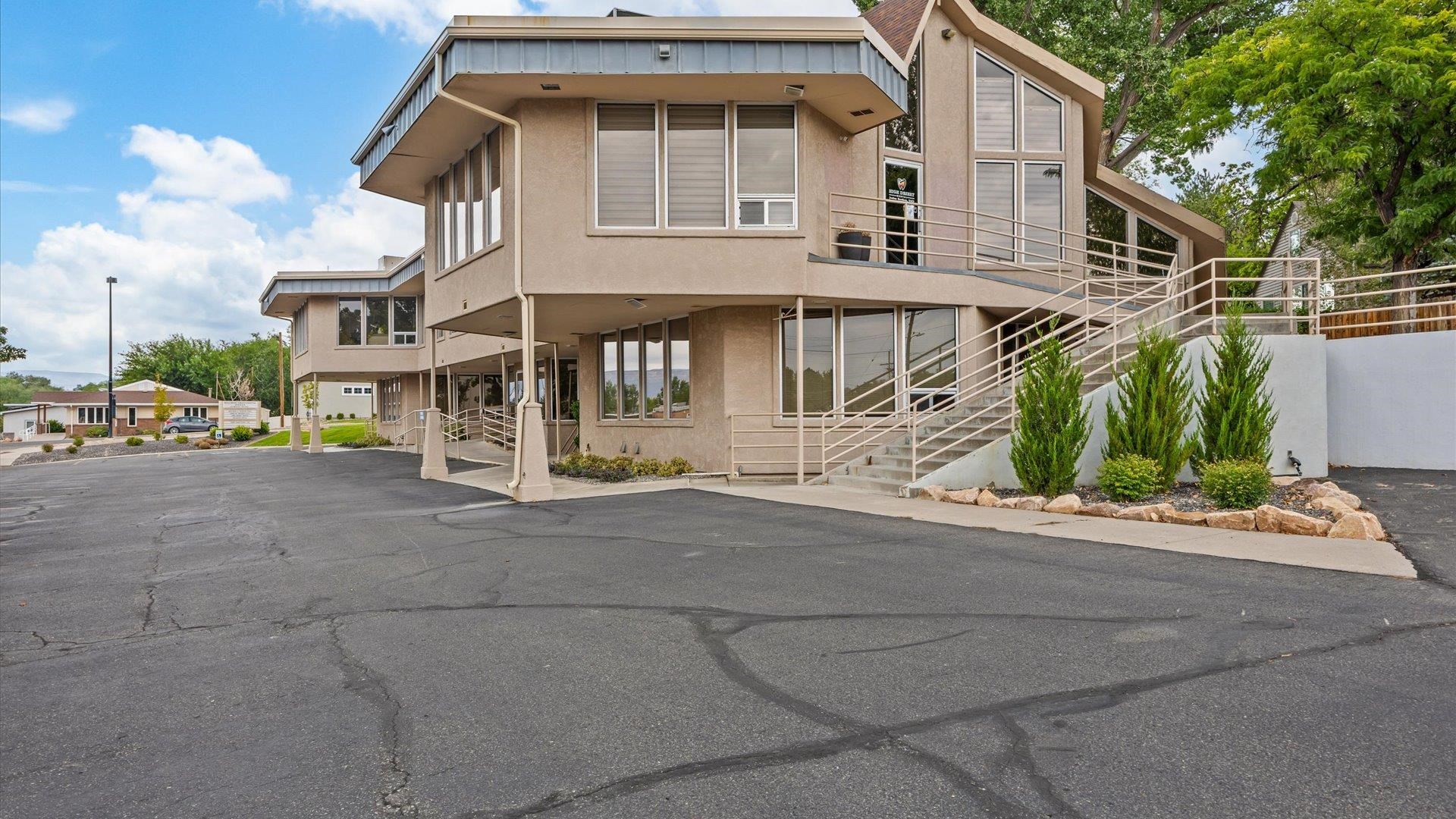 132 Walnut Avenue Property Photo 1