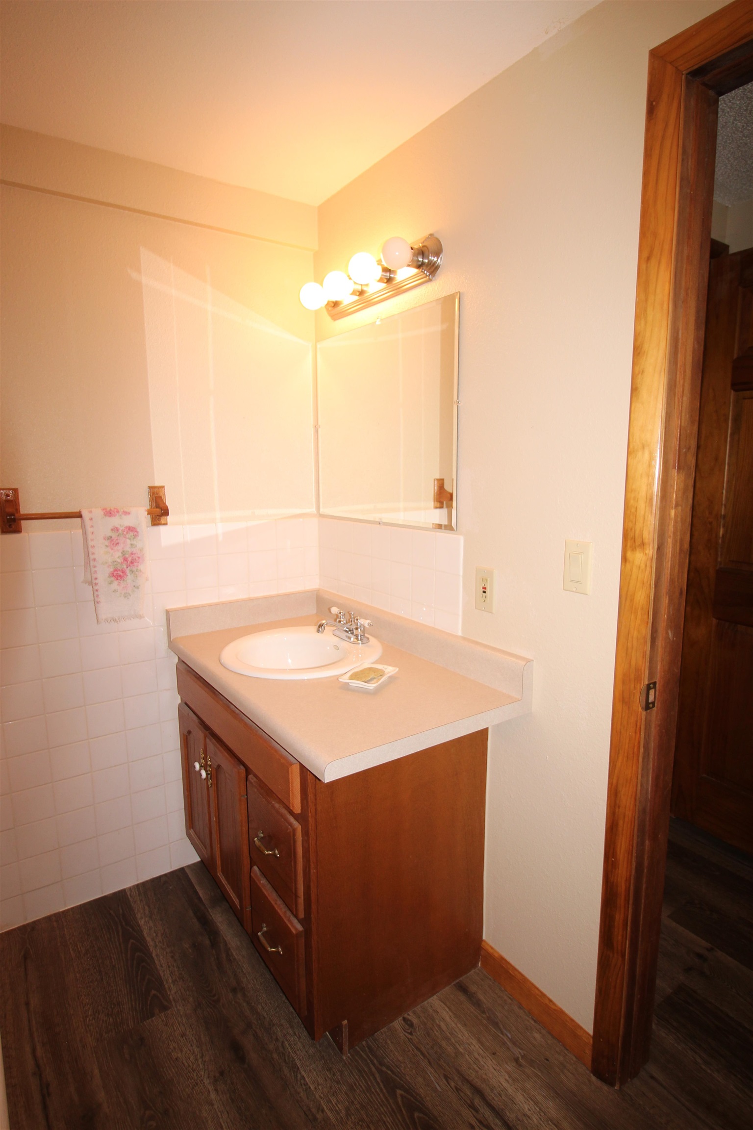 2877 C 1/2 Road Property Photo 11