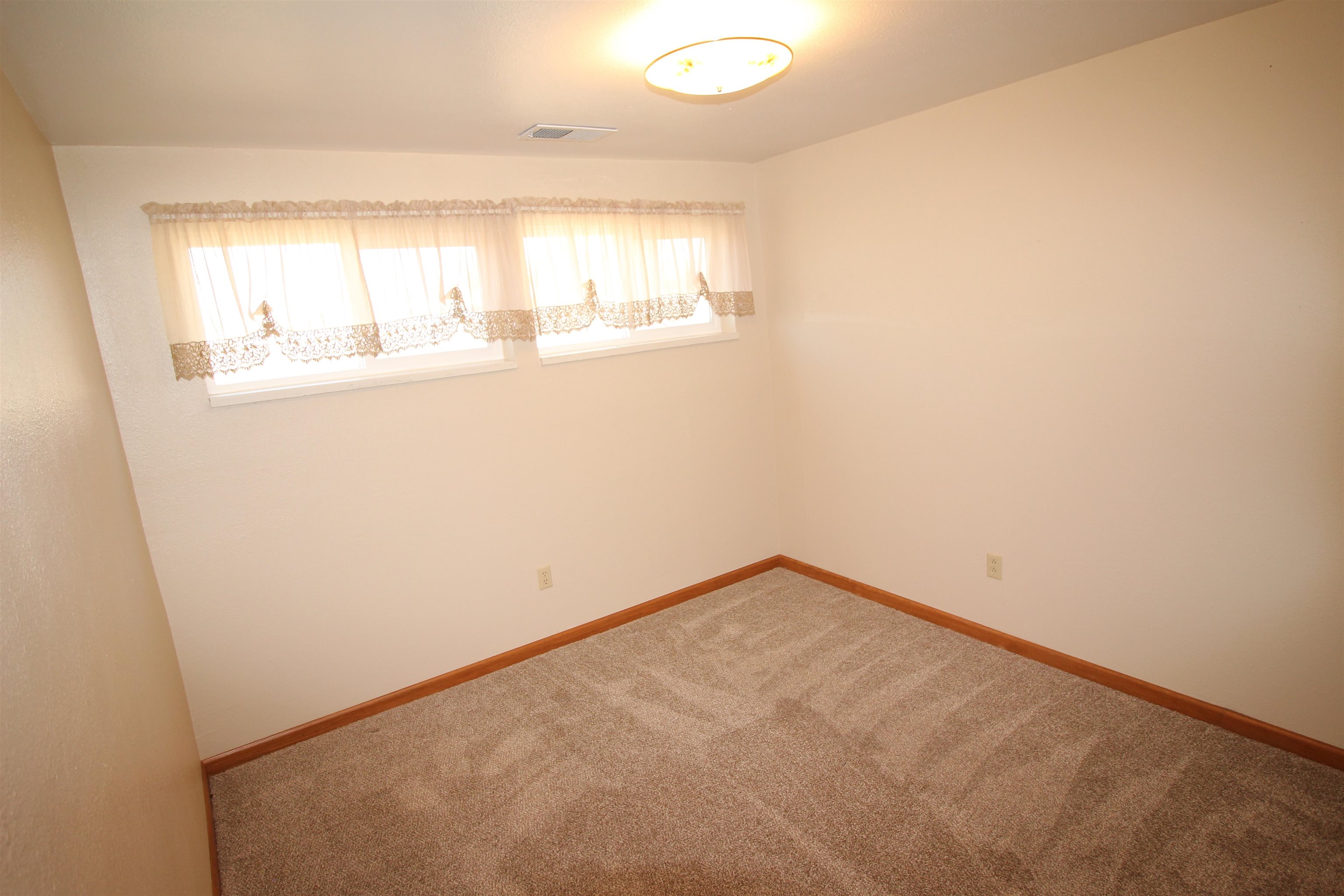 2877 C 1/2 Road Property Photo 13