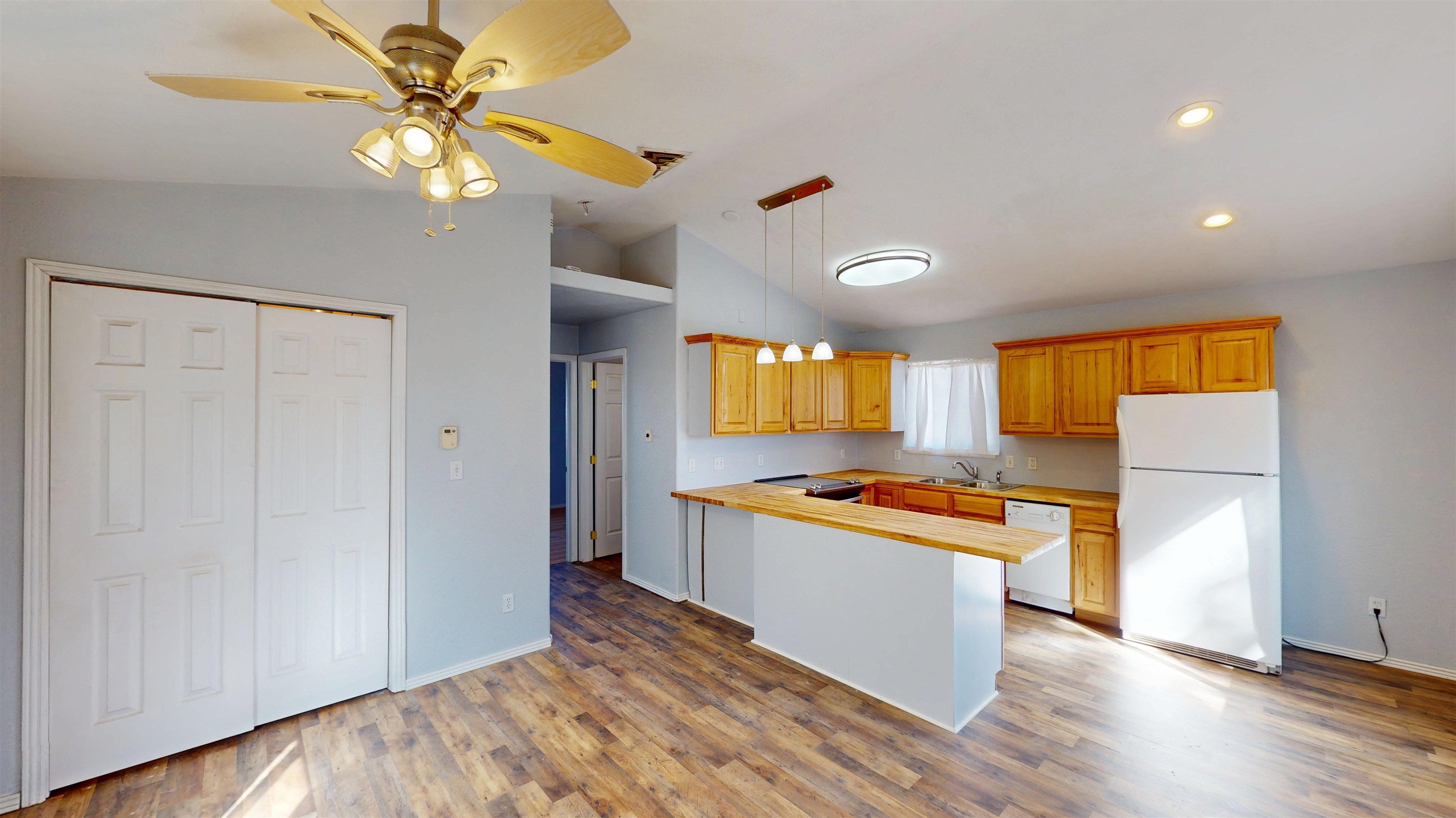 719 Niblic Drive Property Photo 28