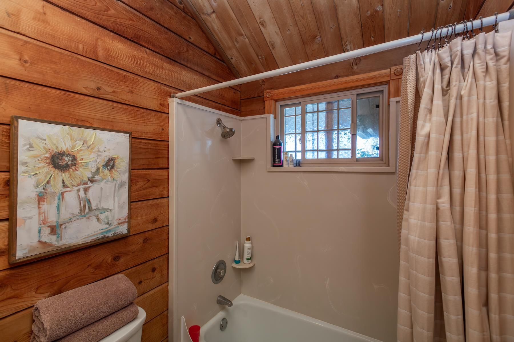 2472 H Road Property Photo 18