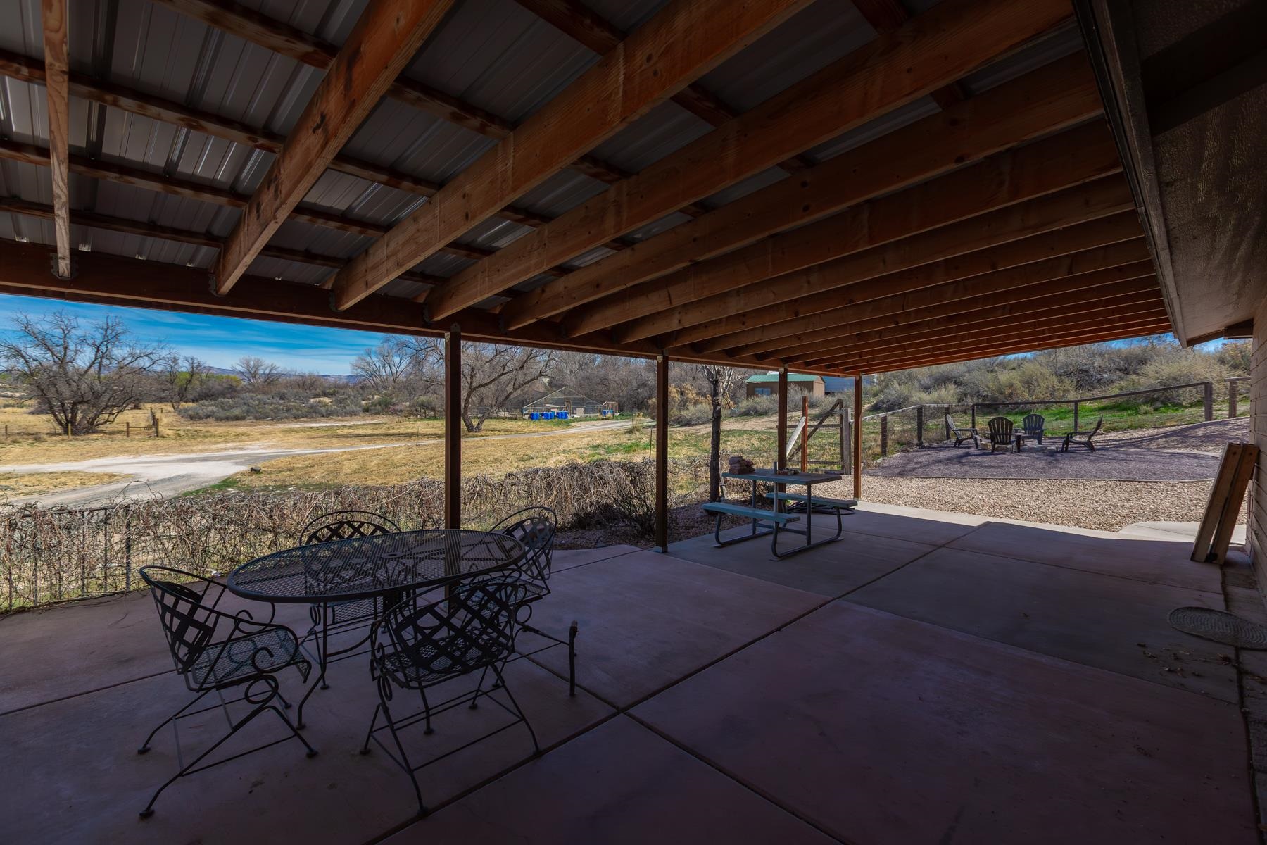 2472 H Road Property Photo 35
