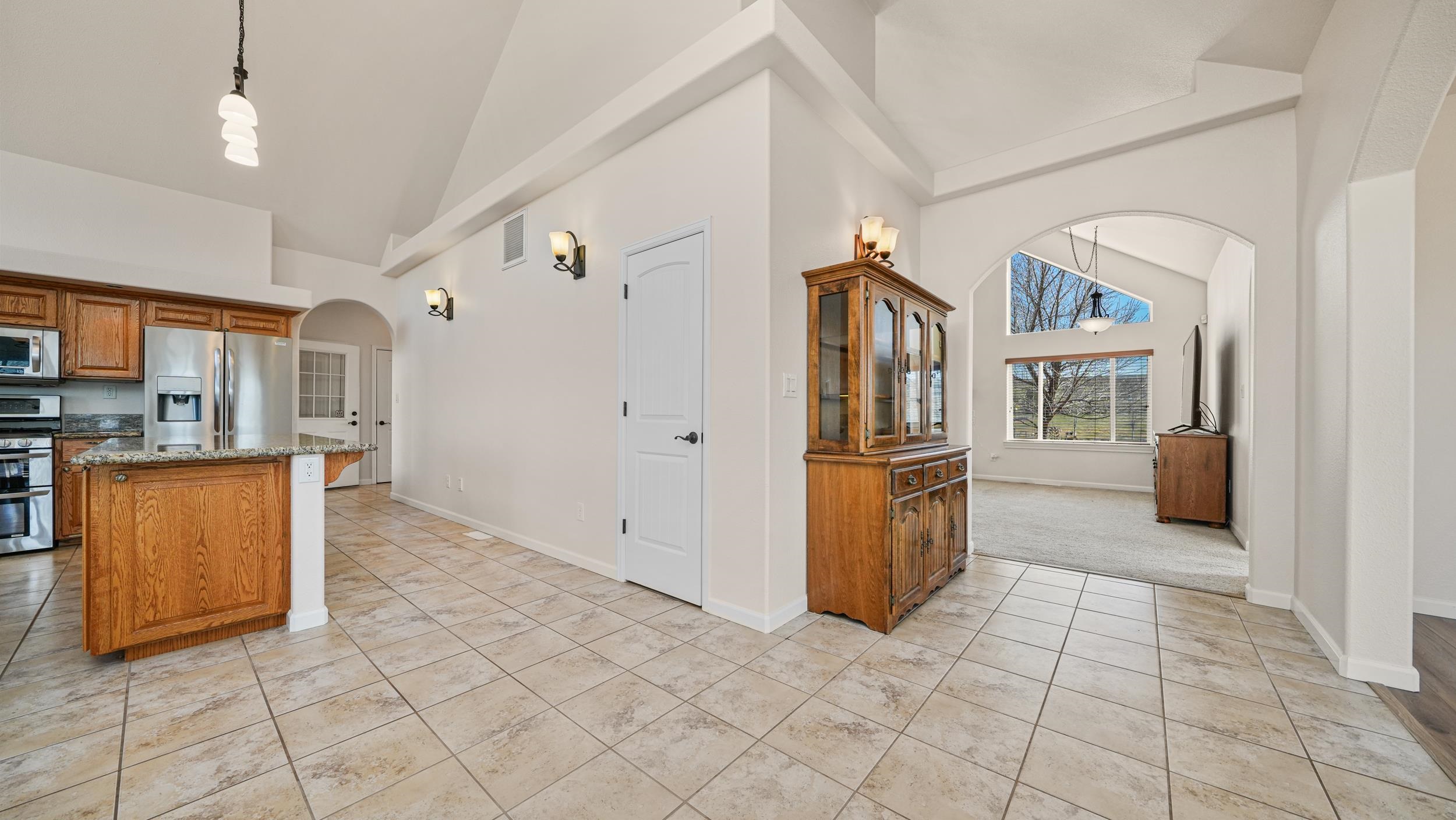 3280 B 1/2 Road Property Photo 11