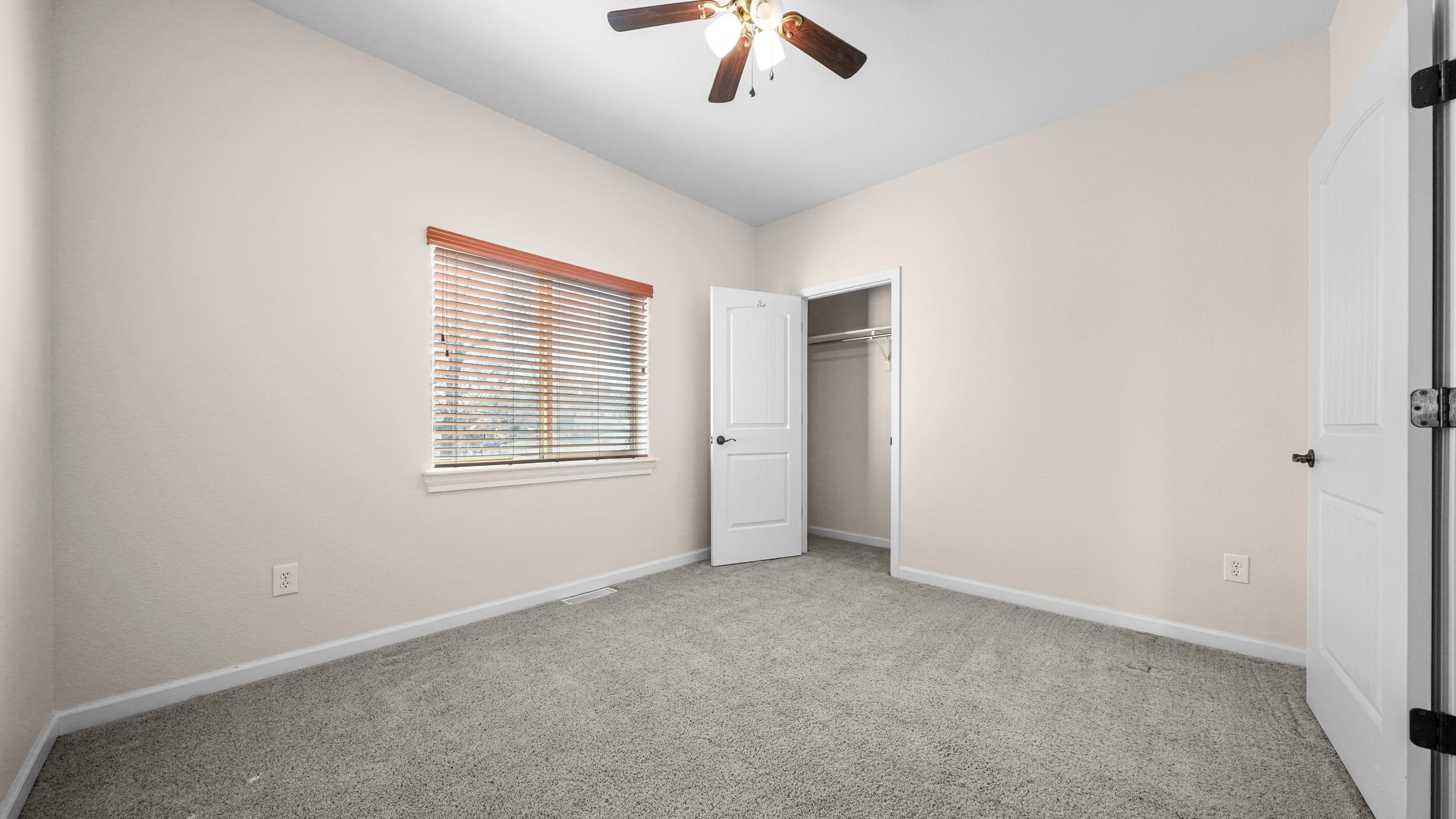 3280 B 1/2 Road Property Photo 22