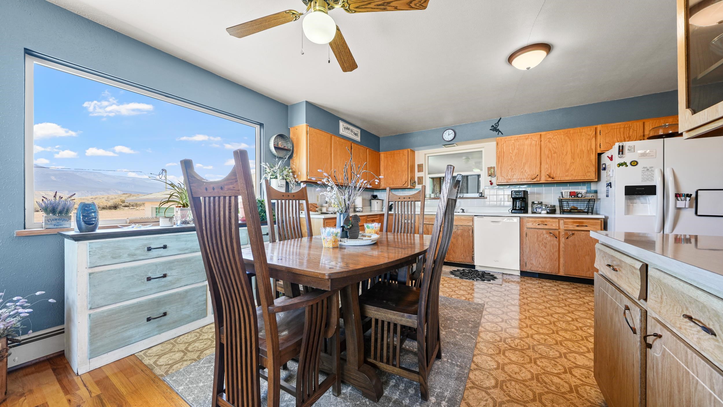 3445 C 1/2 Road Property Photo 8