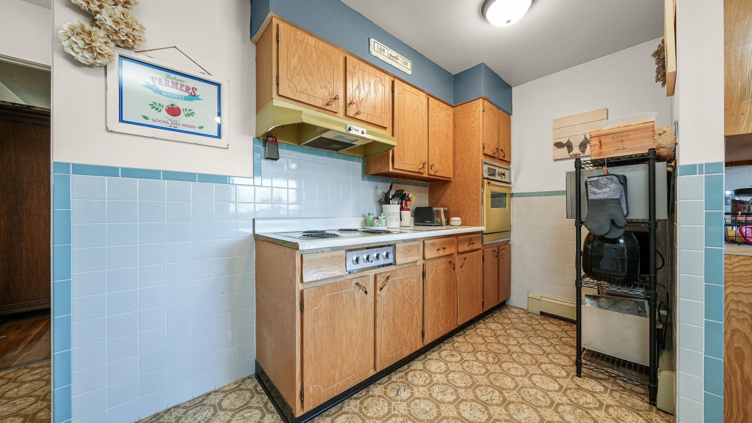 3445 C 1/2 Road Property Photo 11