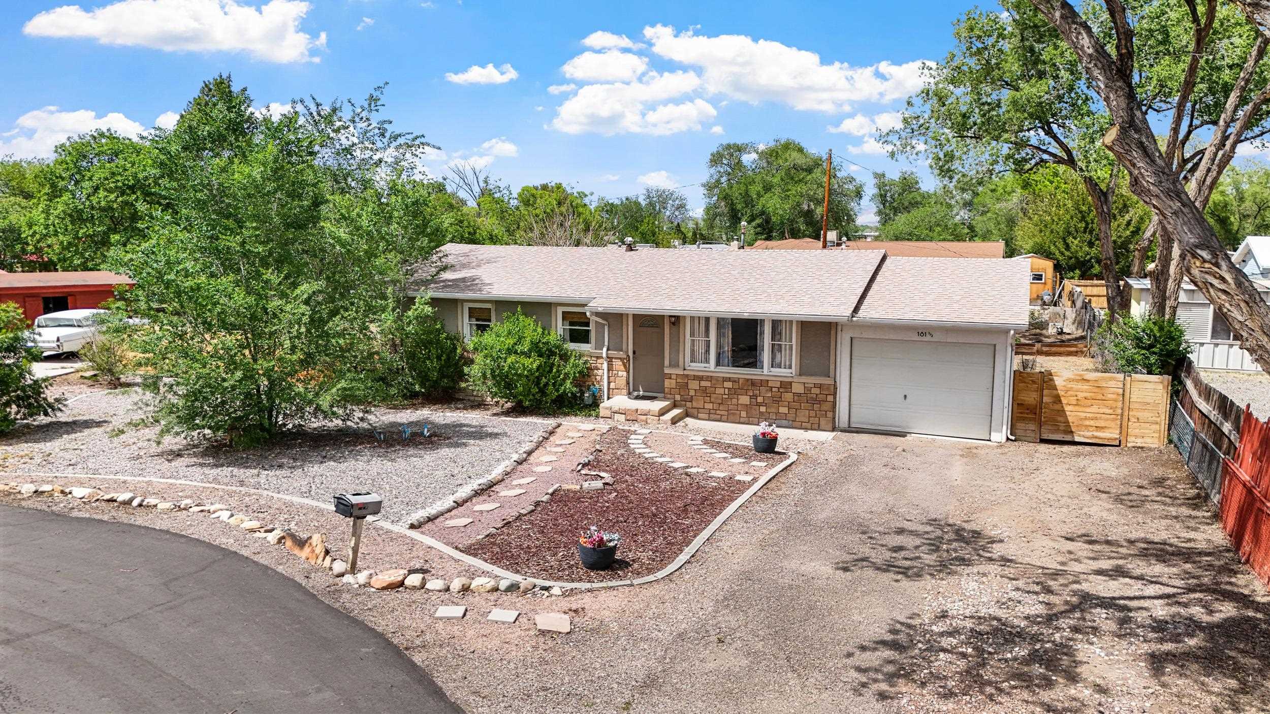 181 1/2 Edlun Road Property Photo 1