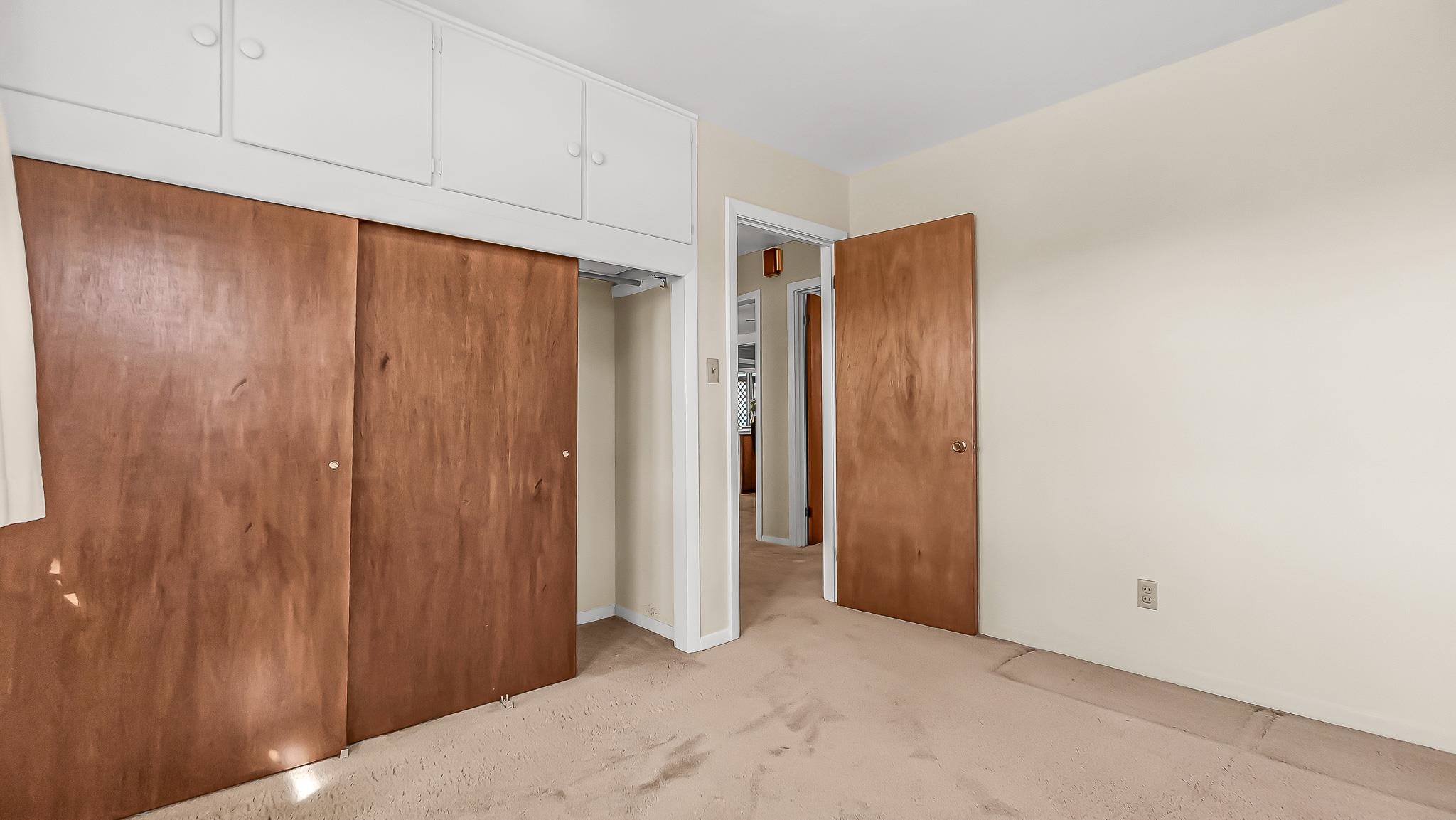 556 W 6th Street Property Photo 17