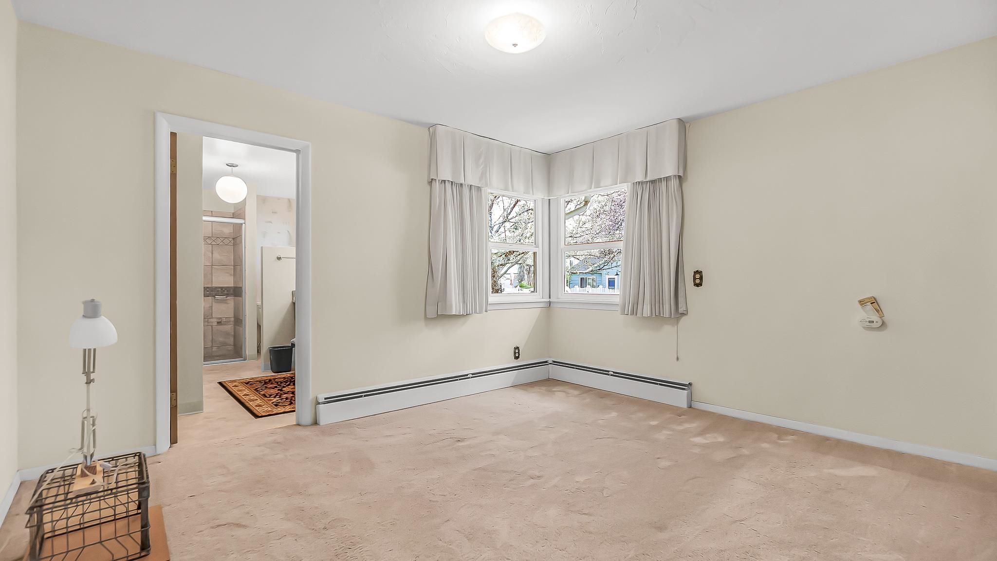 556 W 6th Street Property Photo 21