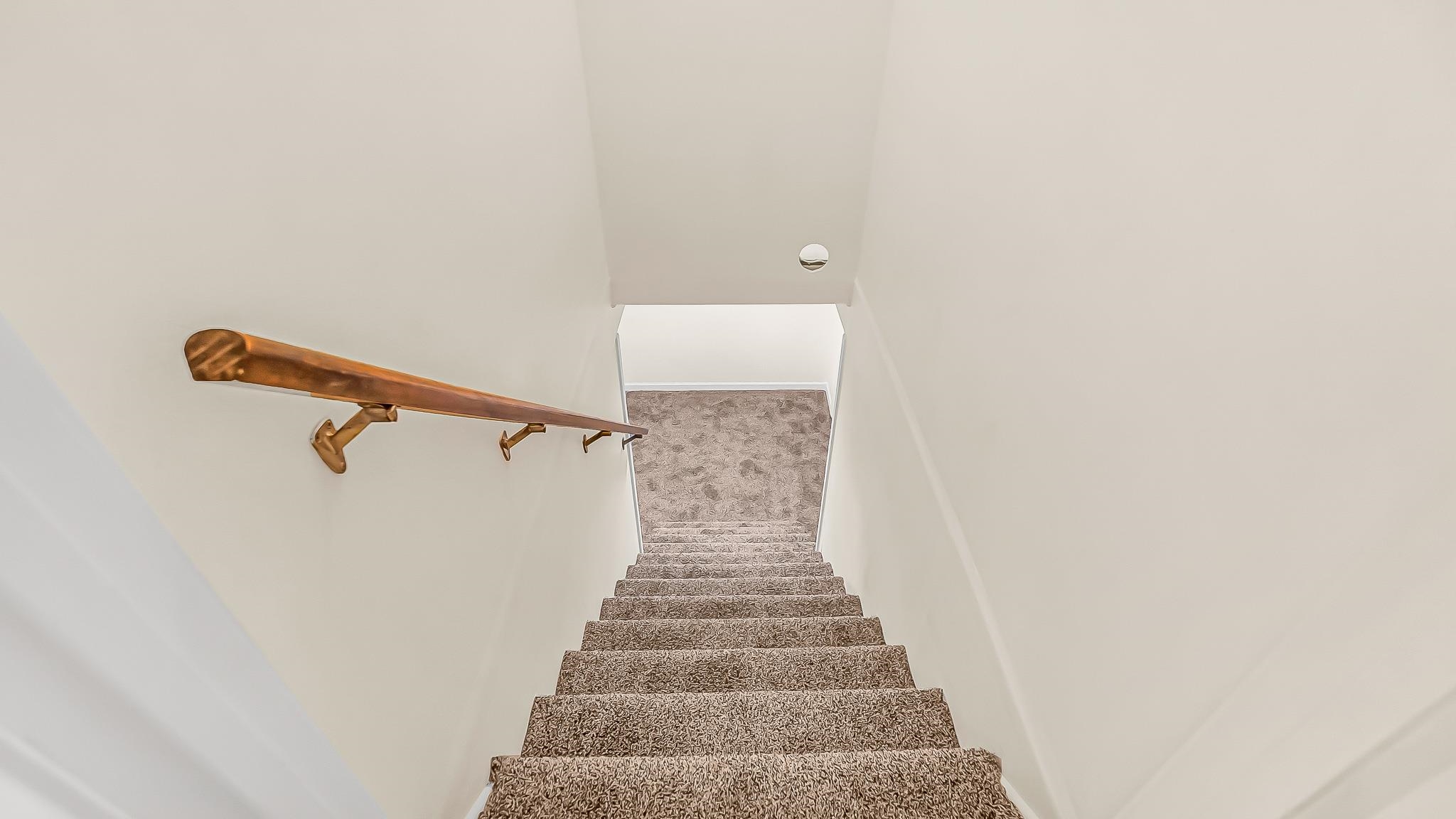 556 W 6th Street Property Photo 24