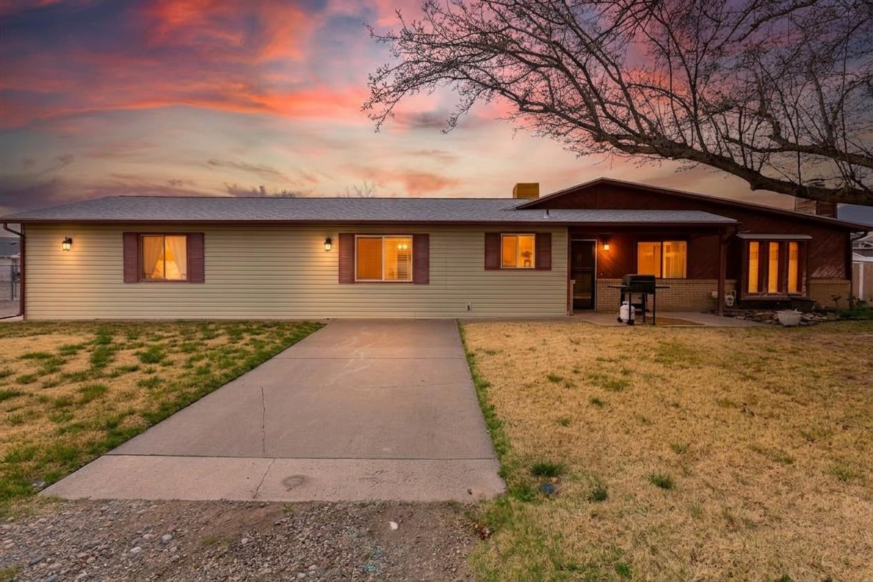481 31 1/4 Road Property Photo 1