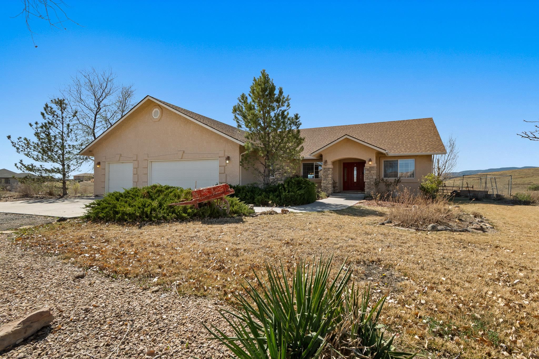 32001 Stone Tree Lane Property Photo 2