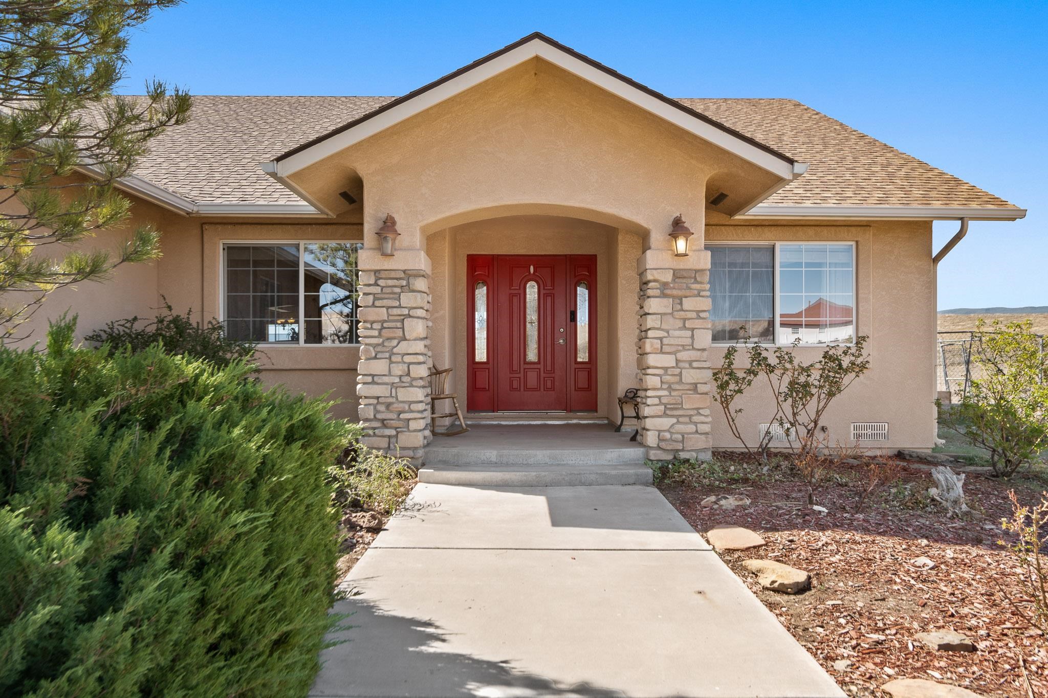 32001 Stone Tree Lane Property Photo 3