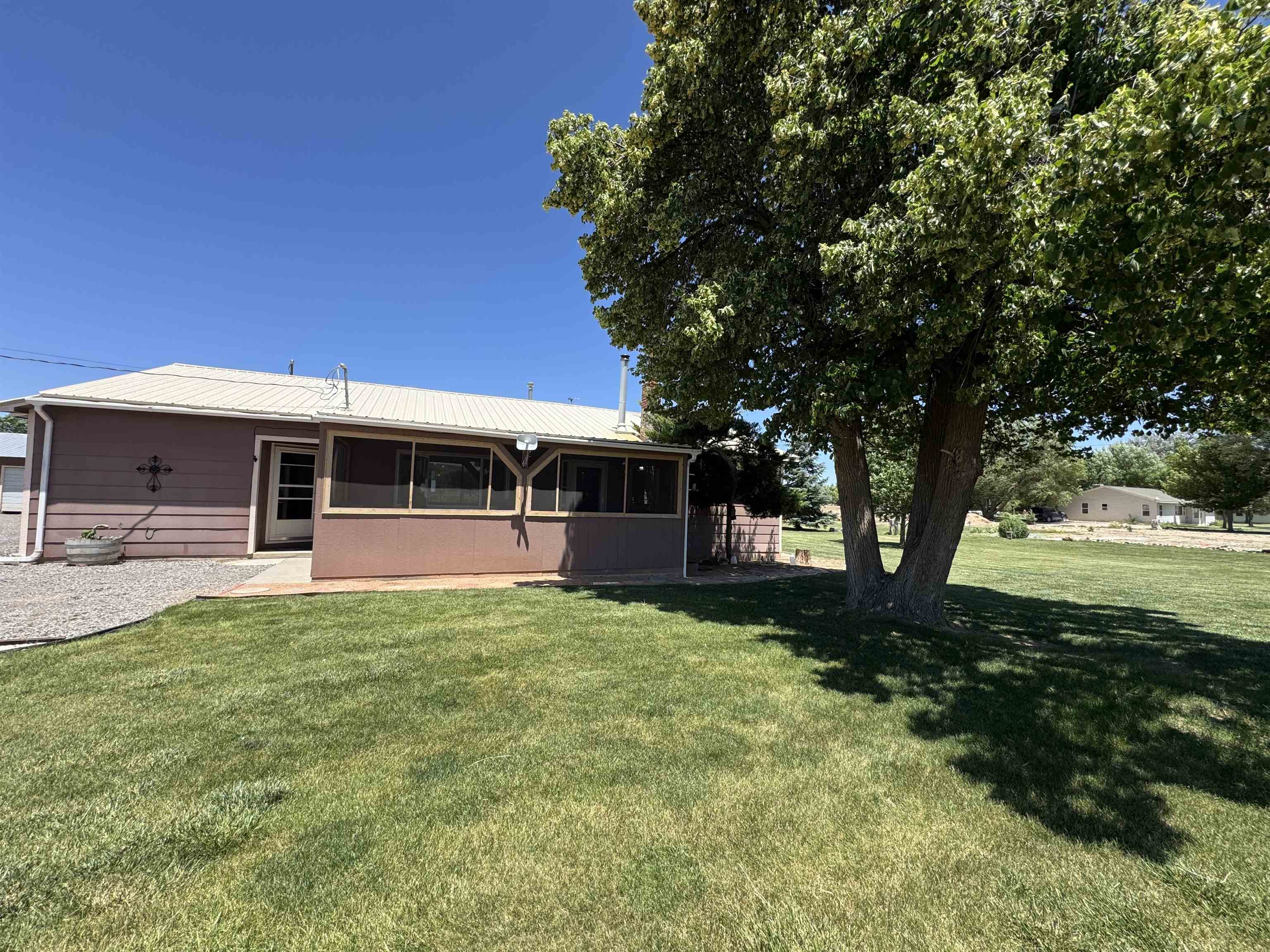 5760 Highway 348 Property Photo 4