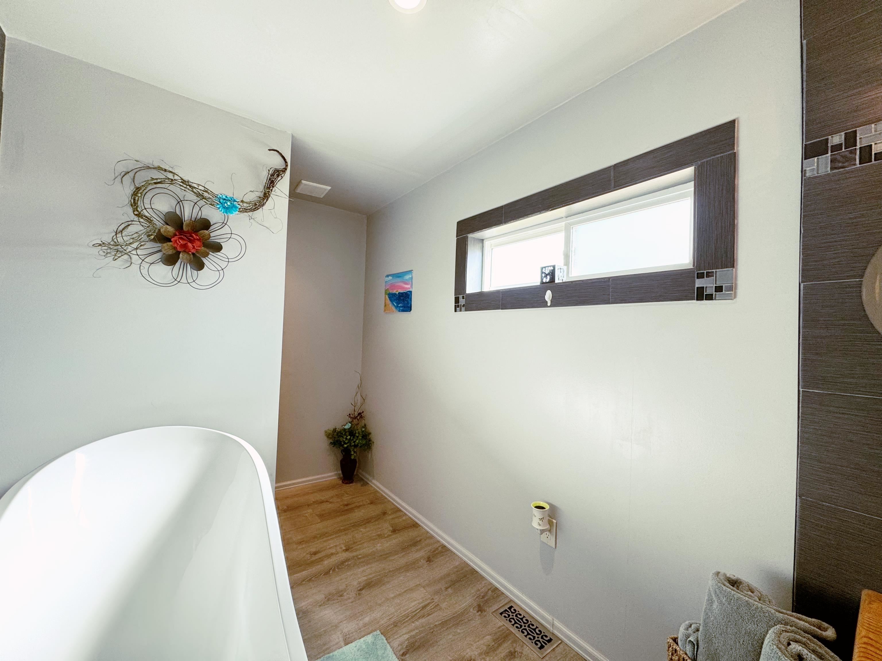 5760 Highway 348 Property Photo 17