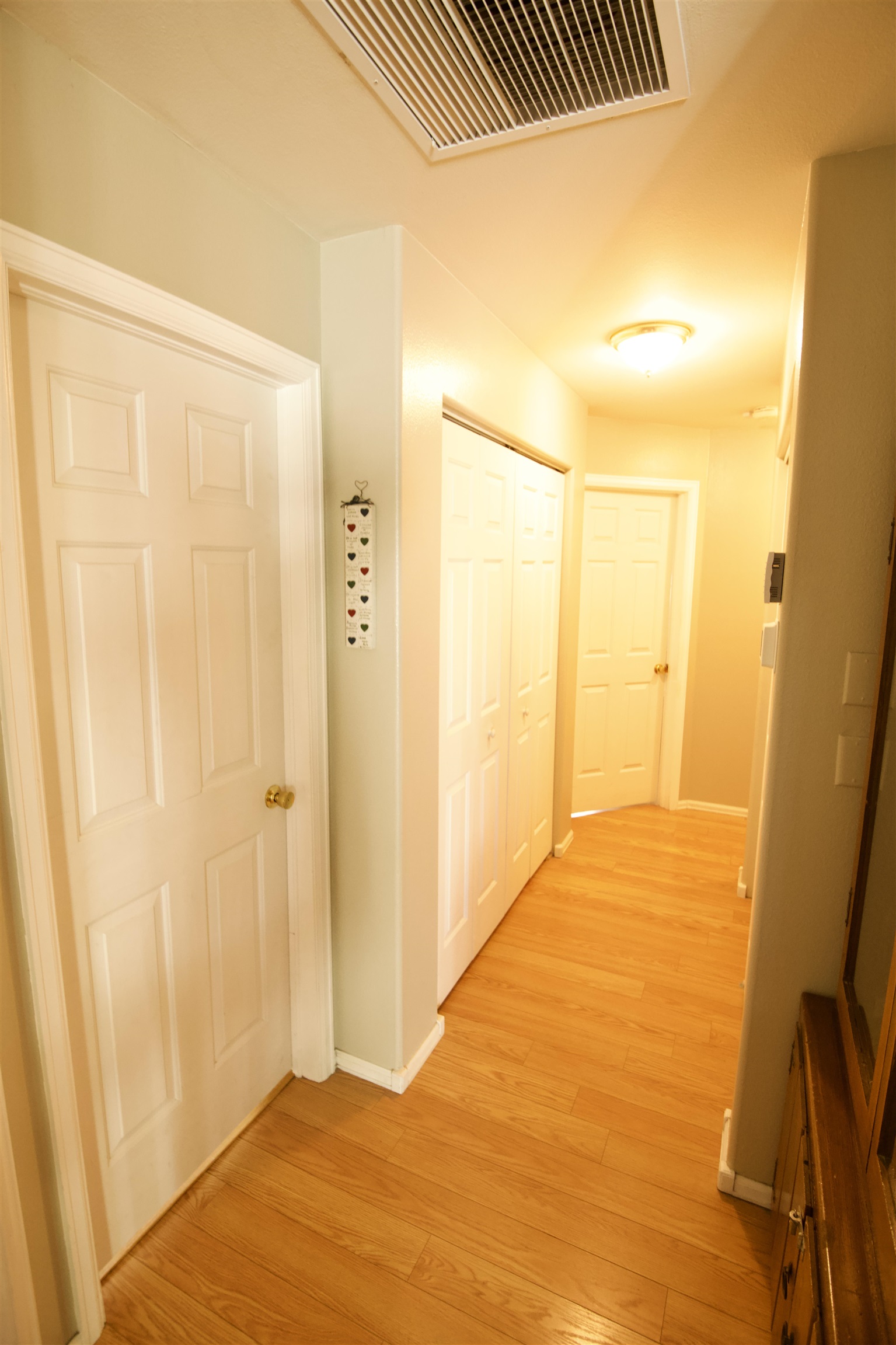 520 April Lane Property Photo 8