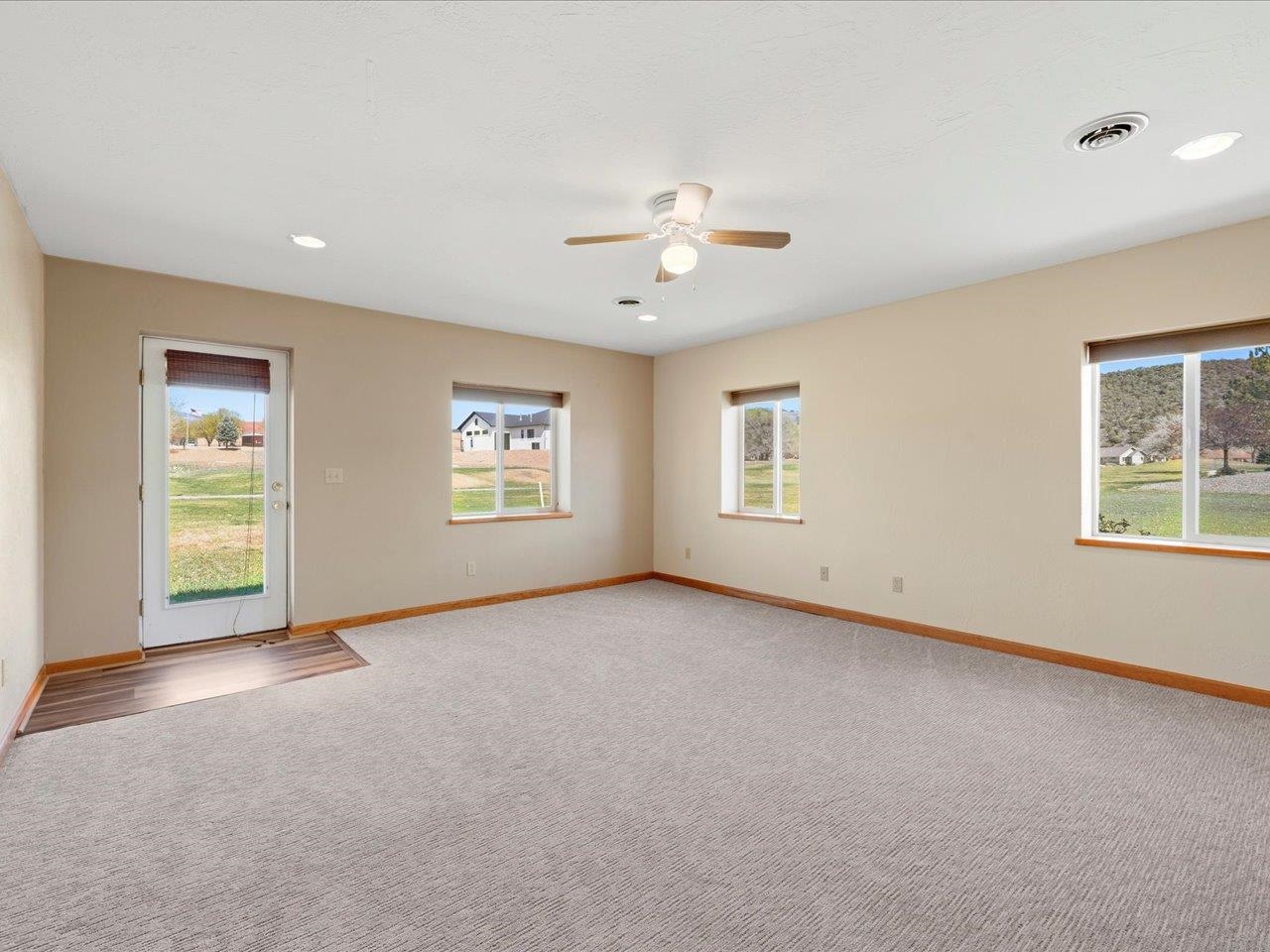 404 Se Birdie Circle Property Photo 21