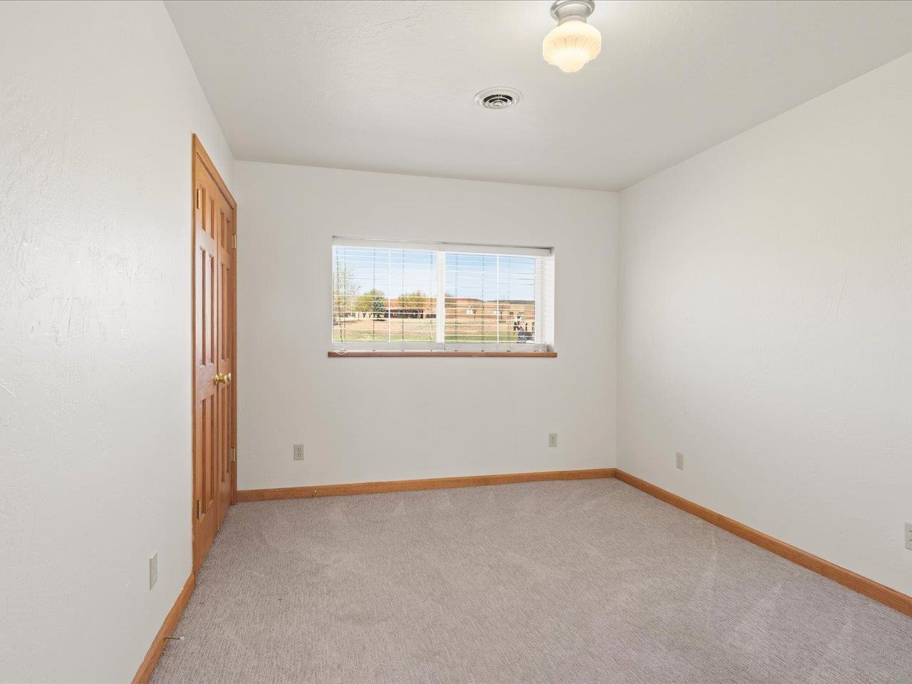 404 Se Birdie Circle Property Photo 27