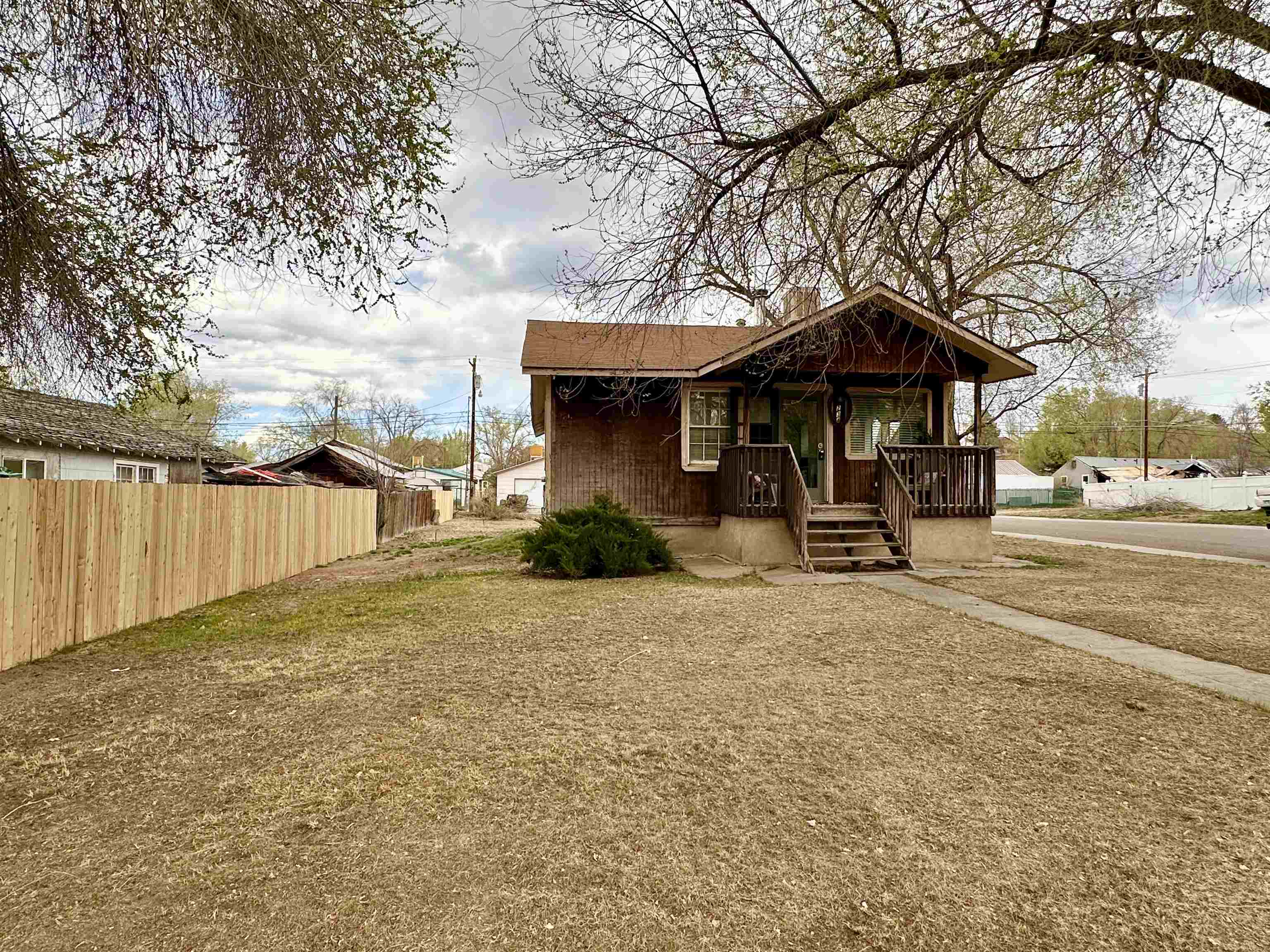 234 S Stanolind Avenue Property Photo 1