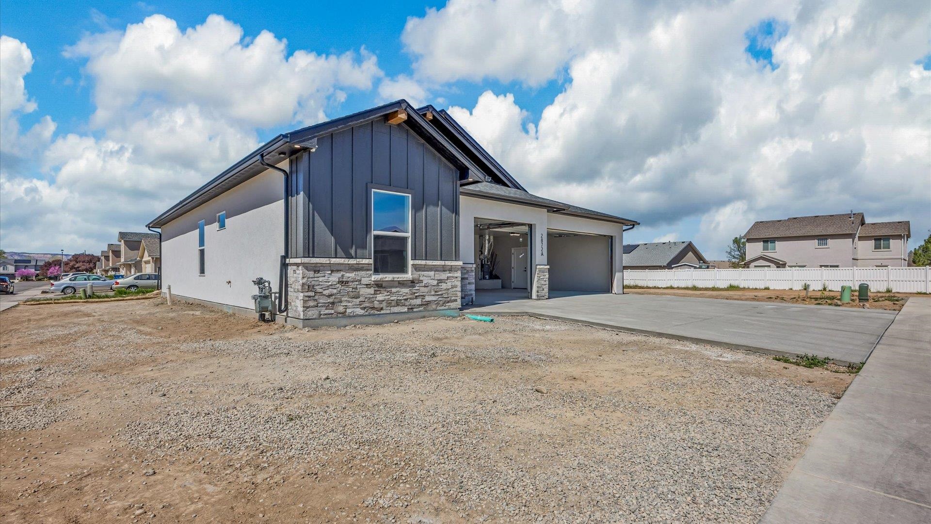 2872 Rock Creek Drive Property Photo 3