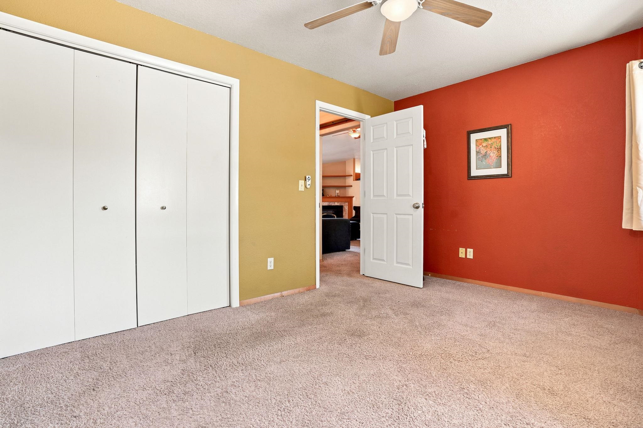 539 1/2 Ridgestone Court Property Photo 16