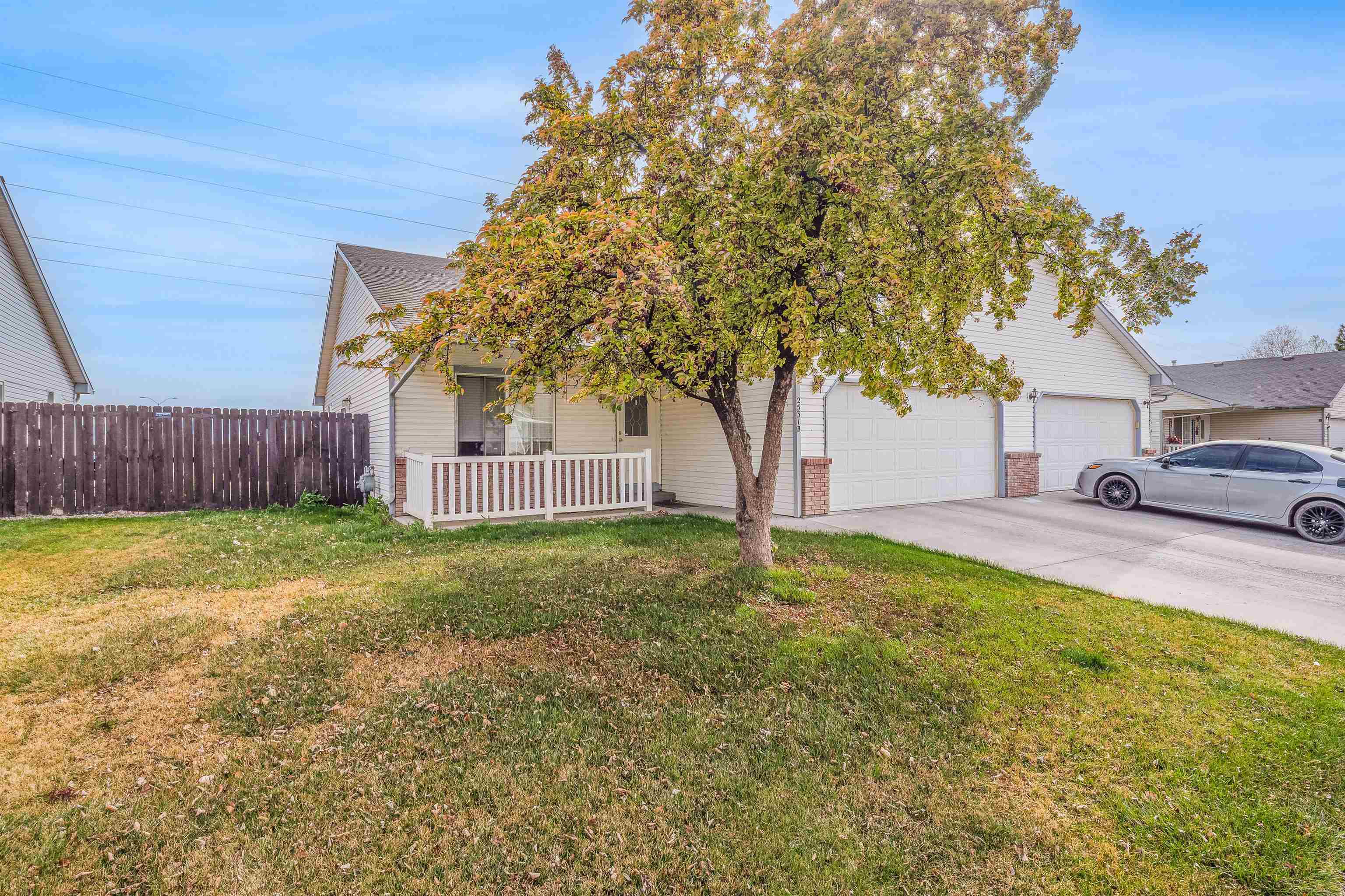 2531 Shetland Drive Property Photo 3