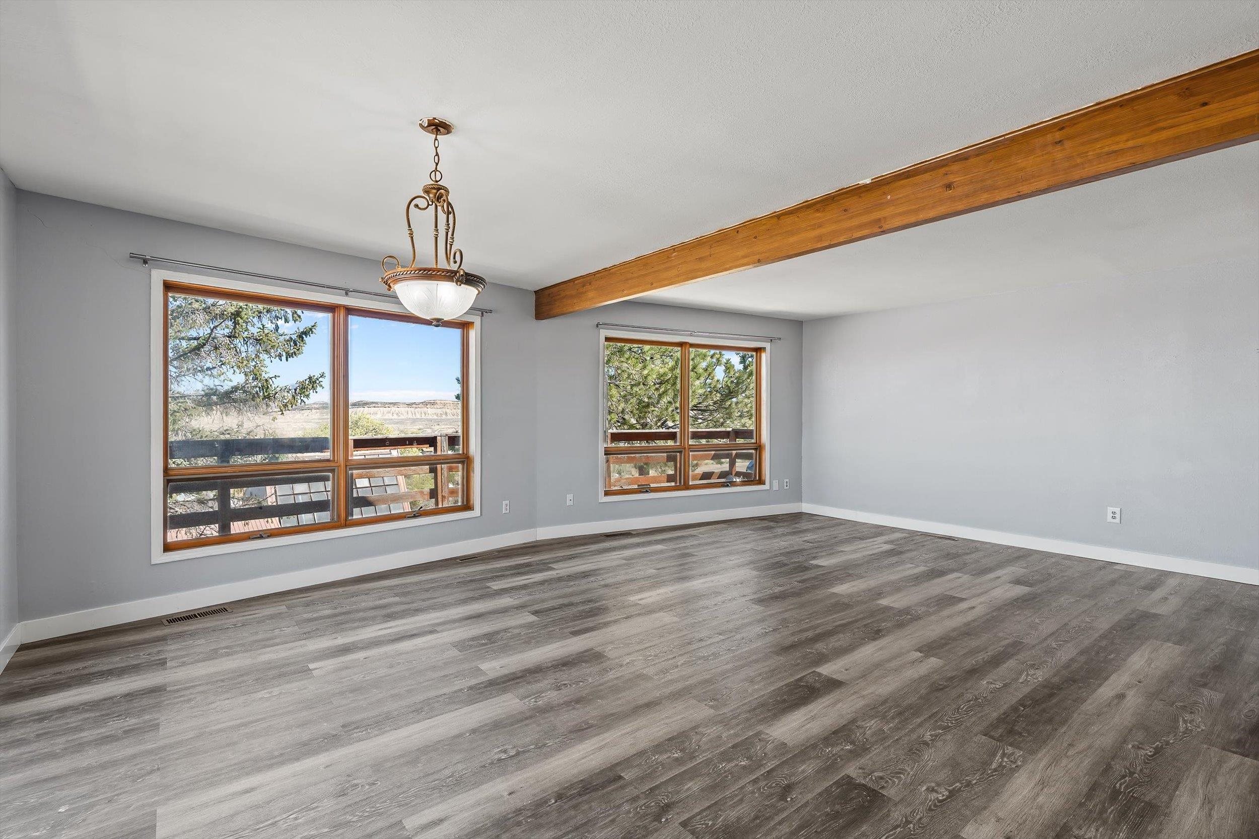 805 Pinyon Court Property Photo 6